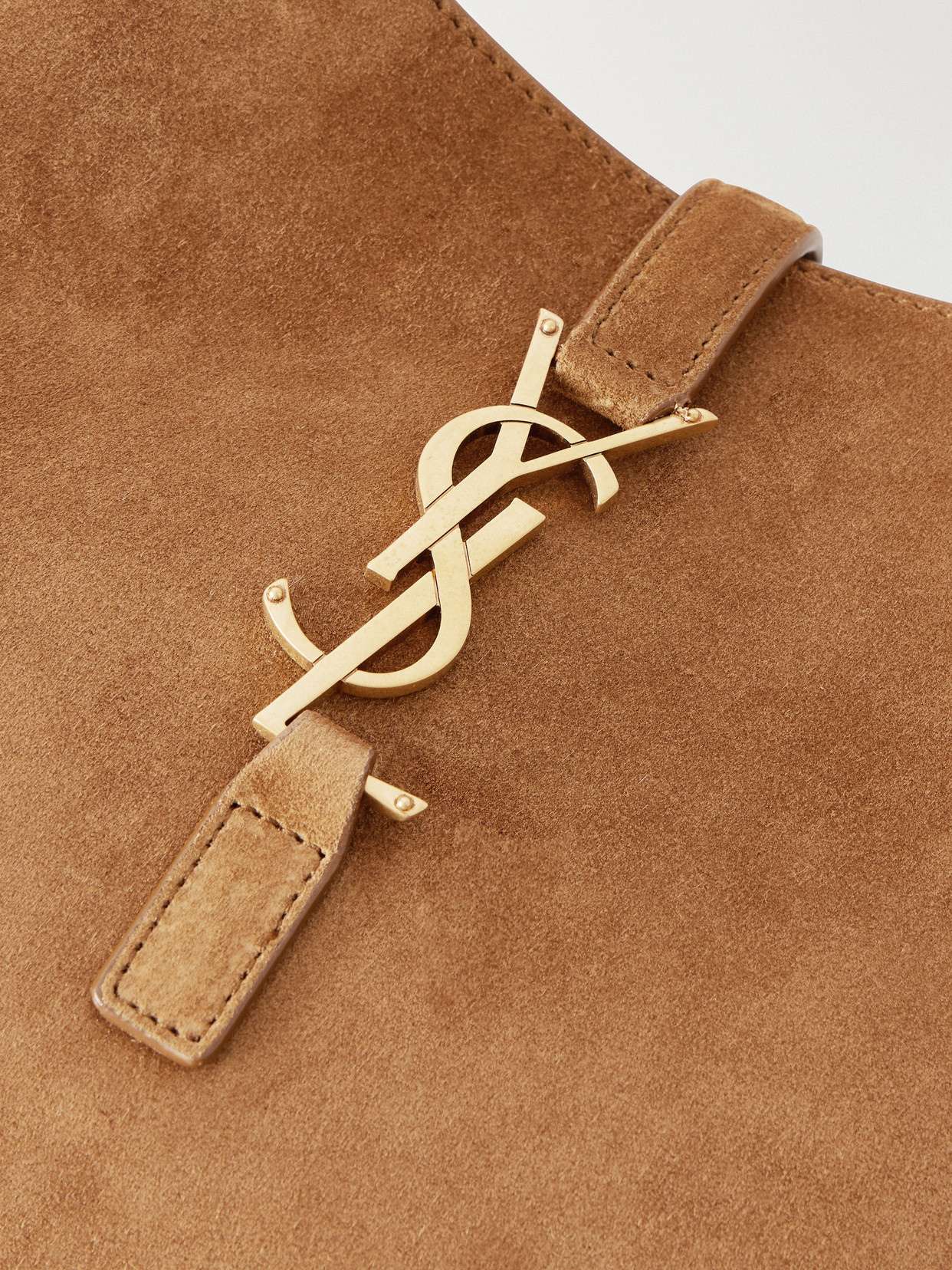 Le 5 À 7 Supple Suede Bag