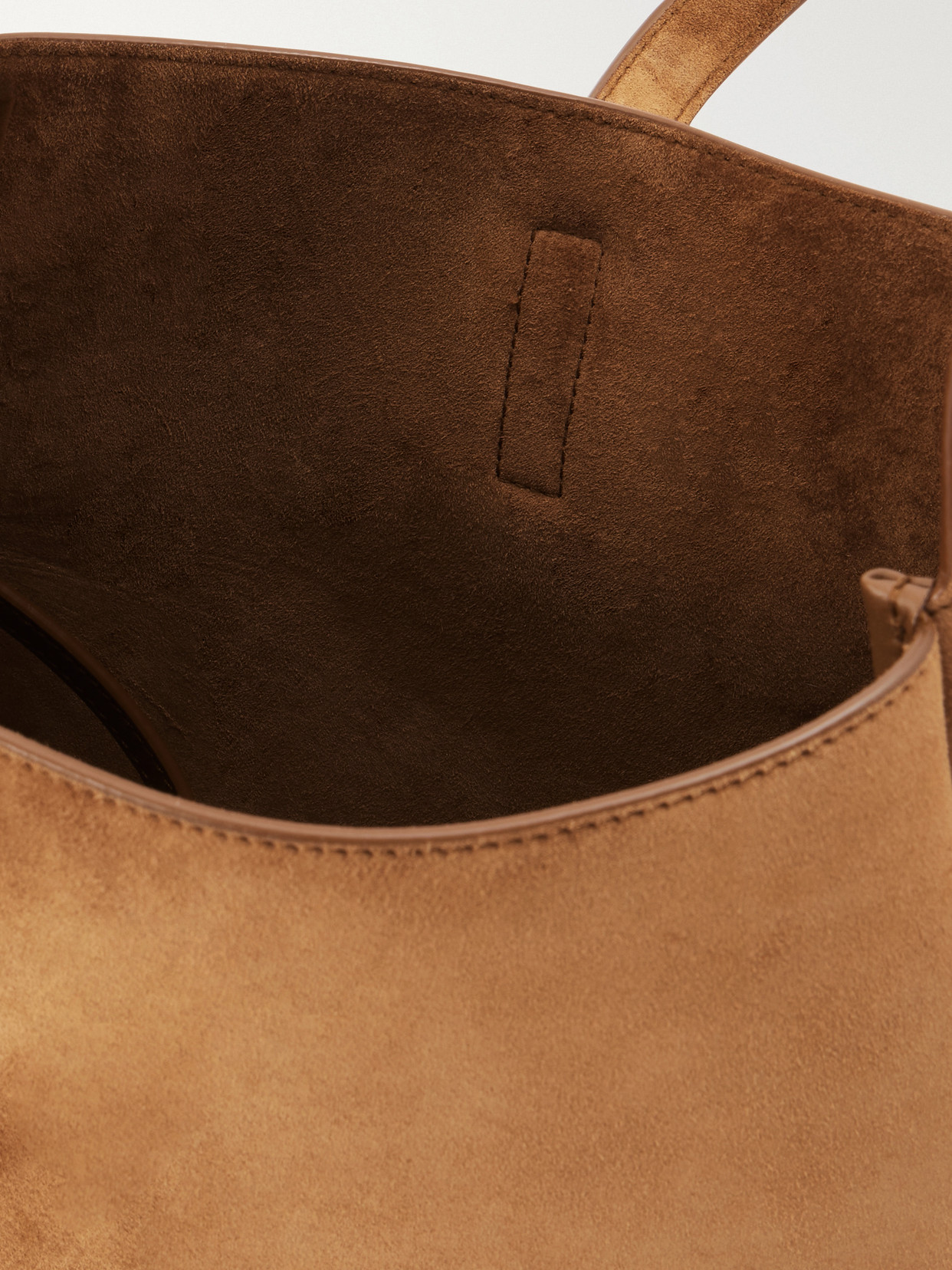 Le 5 À 7 Supple Suede Bag