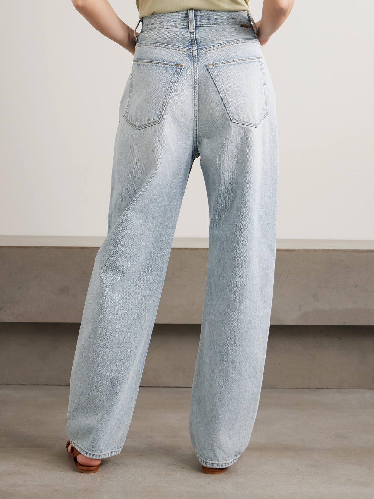 The Fan Mid-Rise Wide- Leg