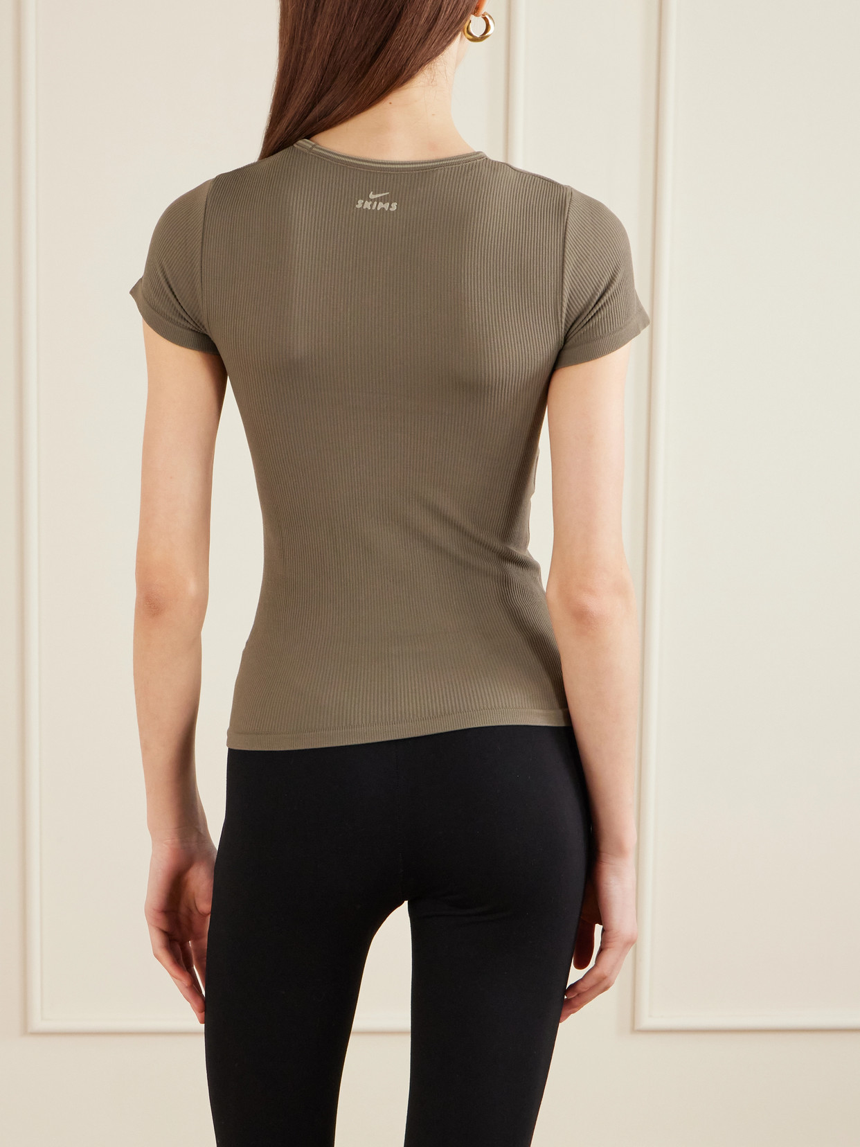 + Nike Ribbed Seamless Baby Tee