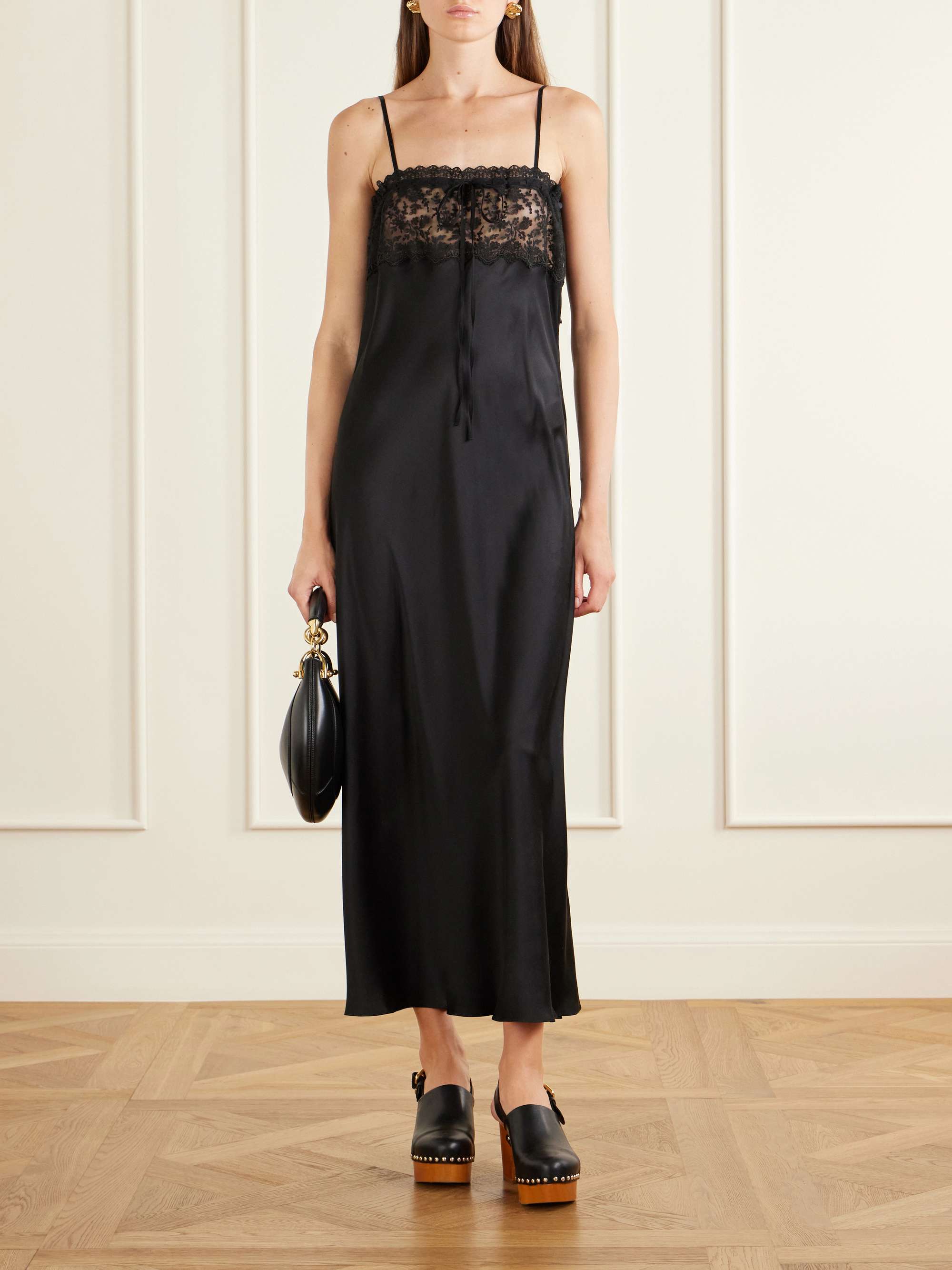 CHLOÉ 