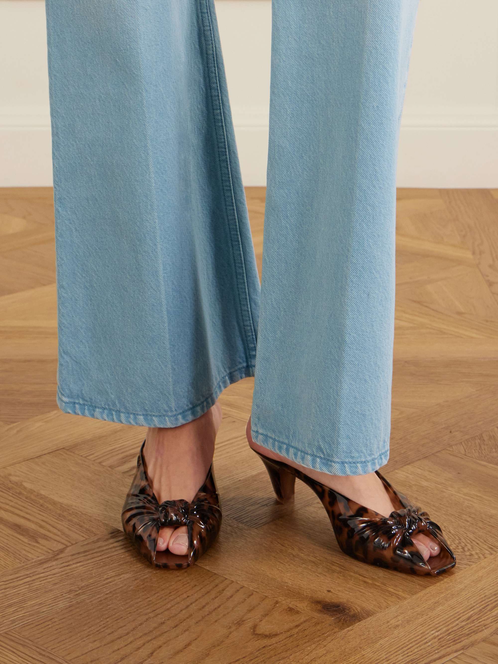 CHLOÉ 