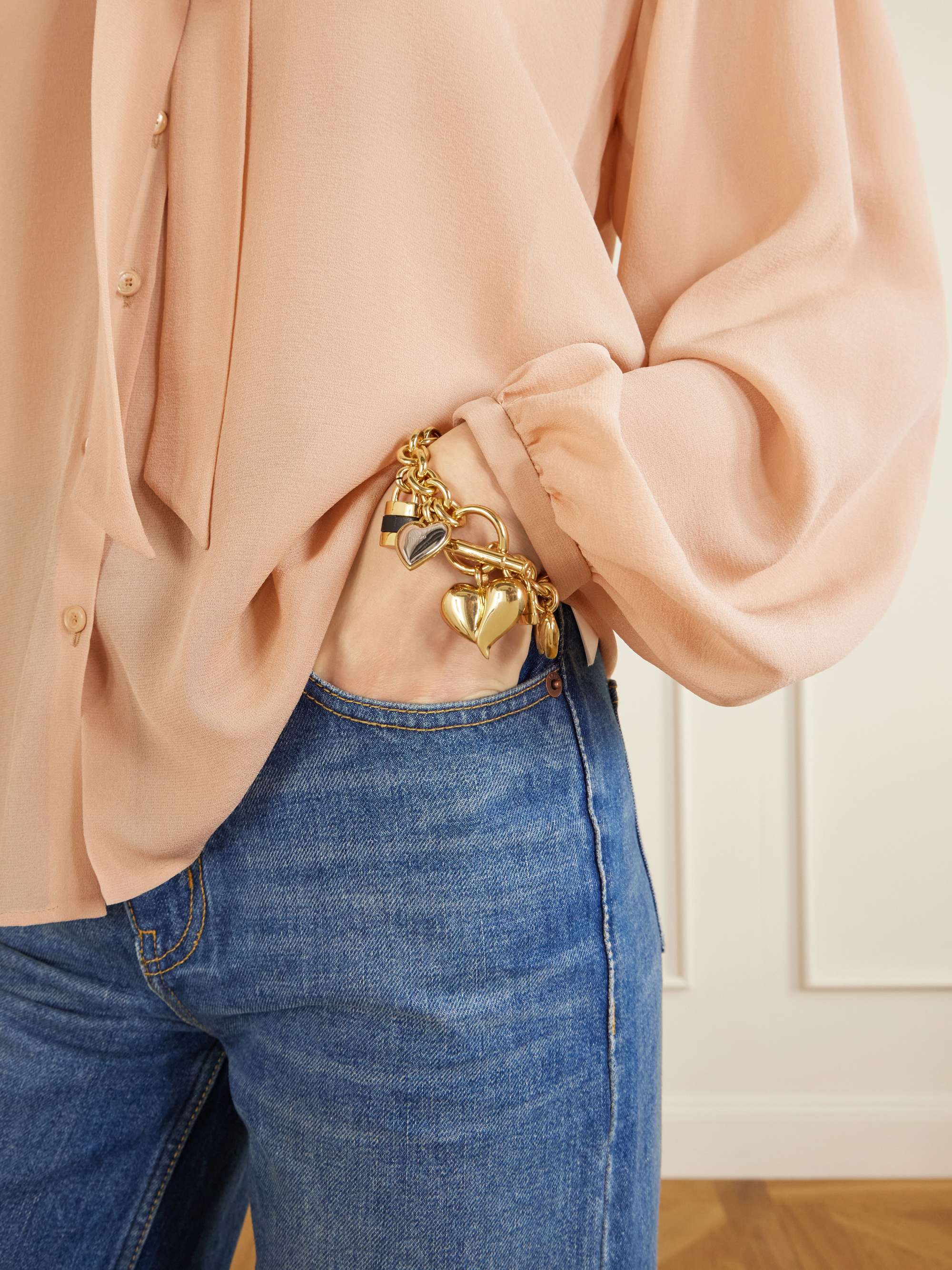 CHLOÉ 