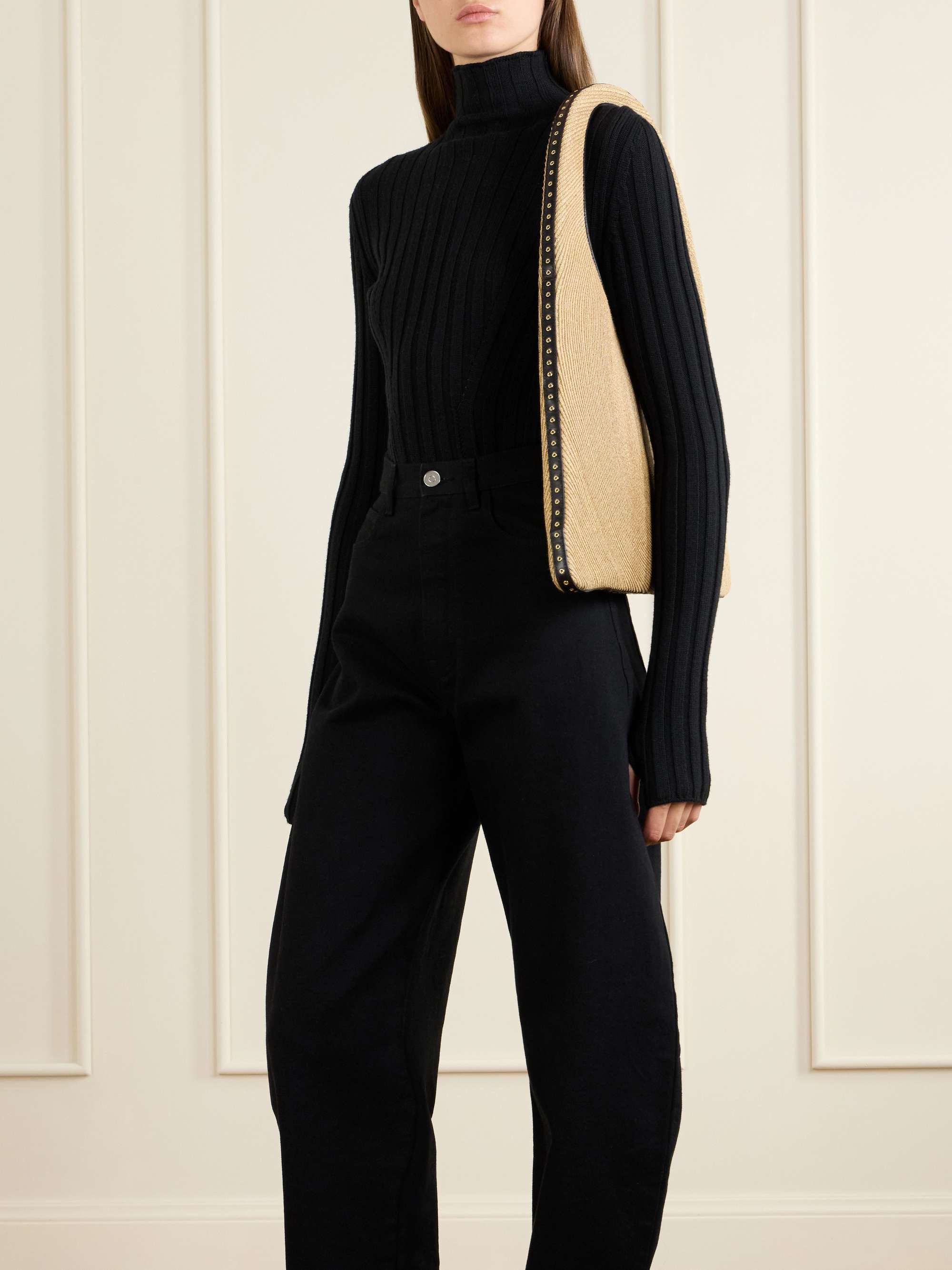 ALAÏA 
