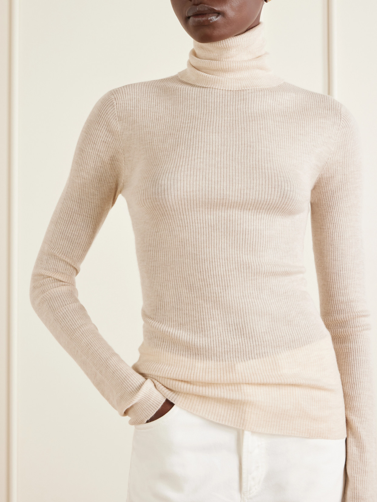 Opaline Cashmere Turtleneck