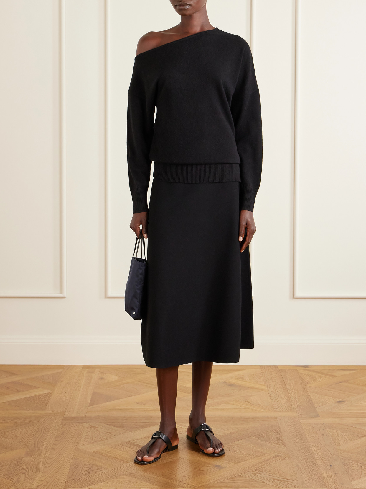 Wiki Off-The-Shoulder Cashmere Sweater