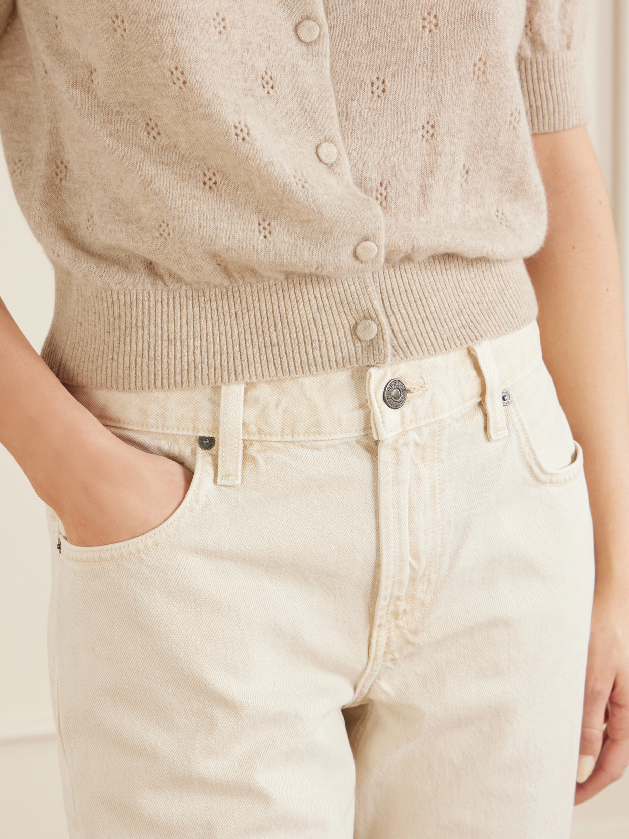 Faye Mid-Rise Straight-Leg Jeans