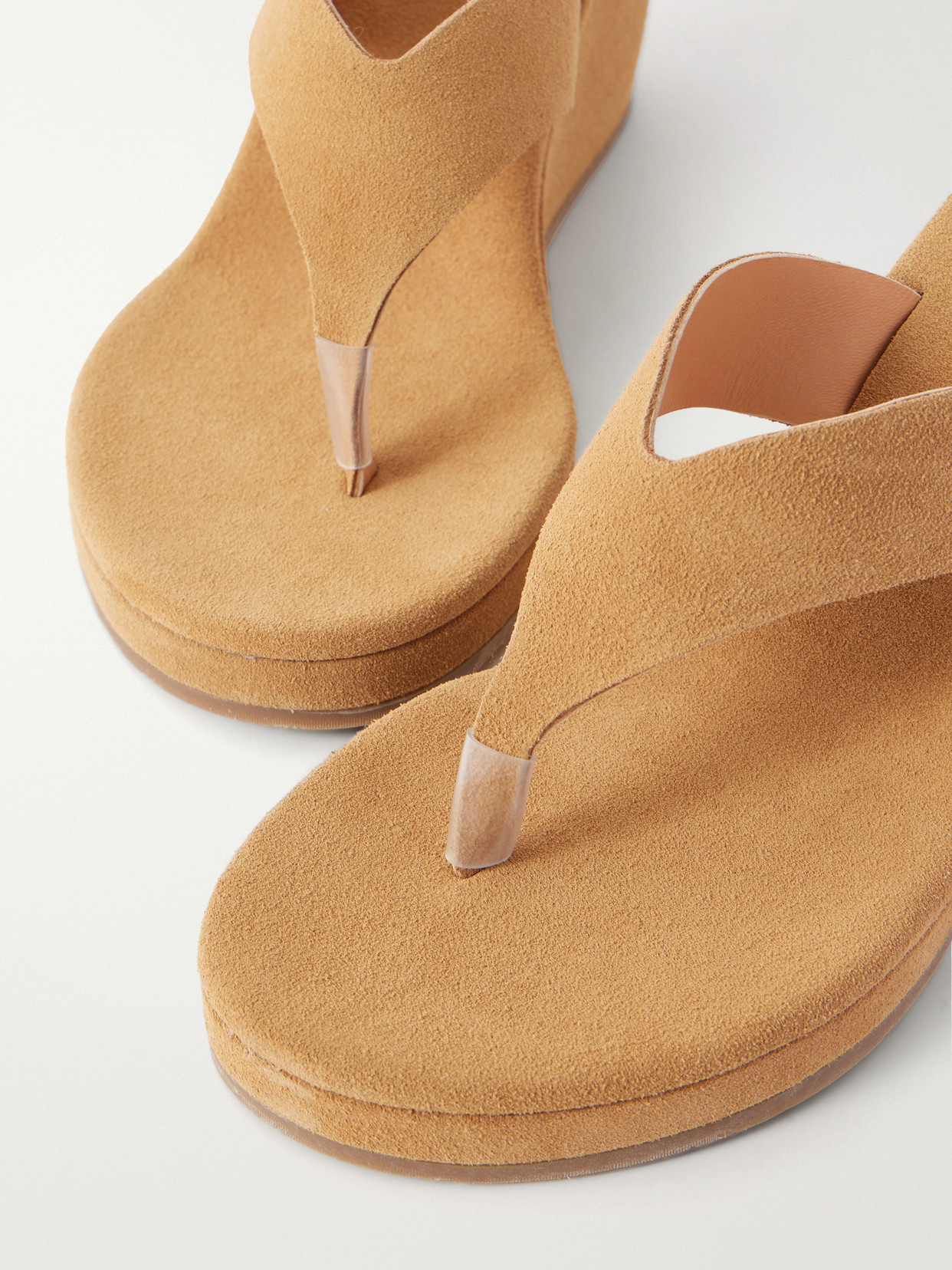 Charys Wedge