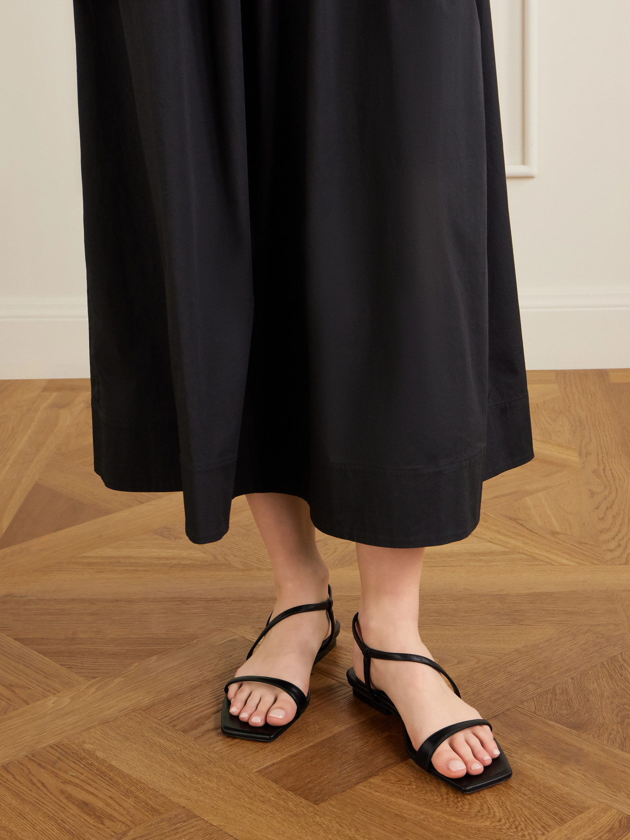 Delice Sandals