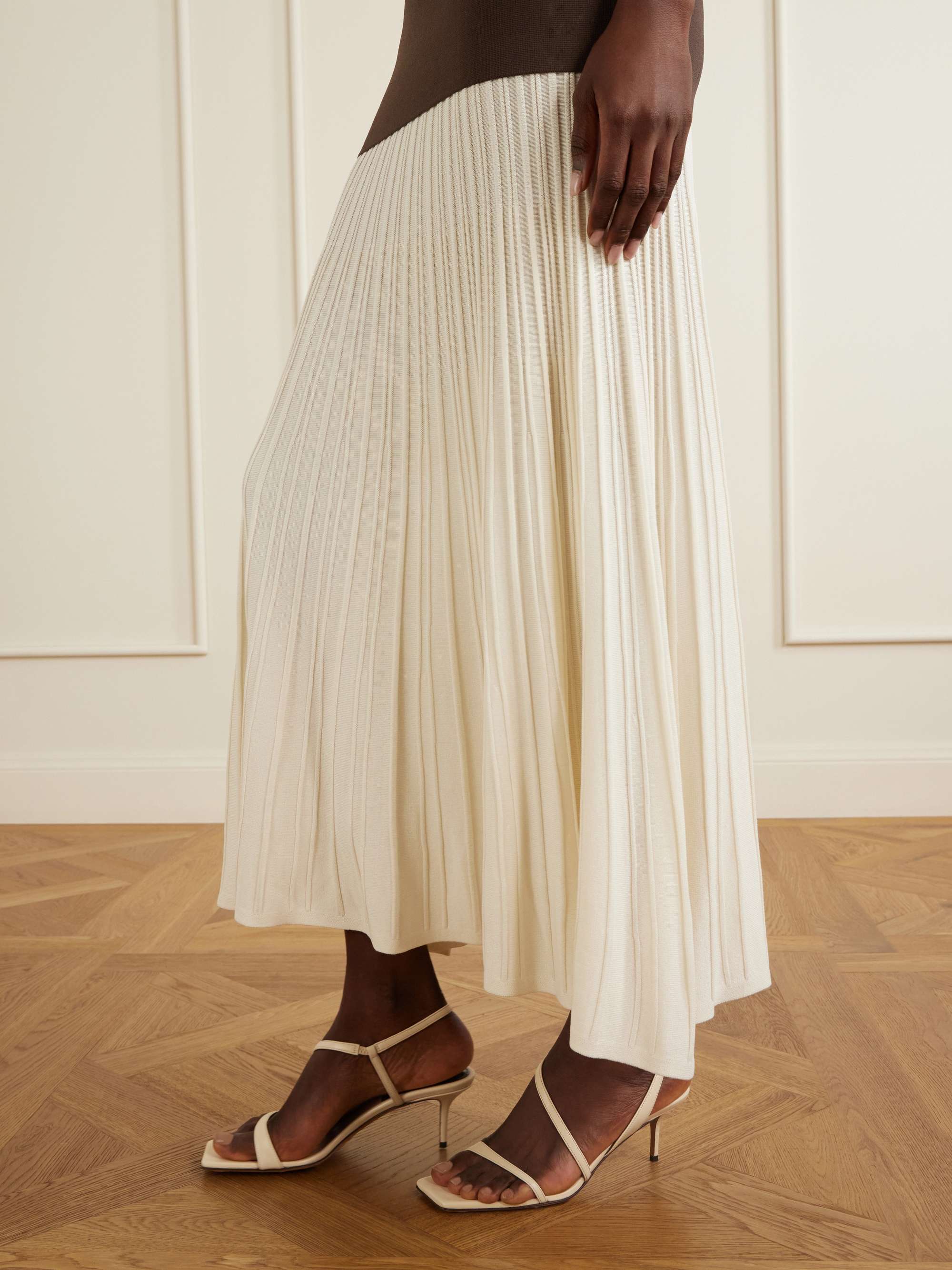 EMME PARSONS 
