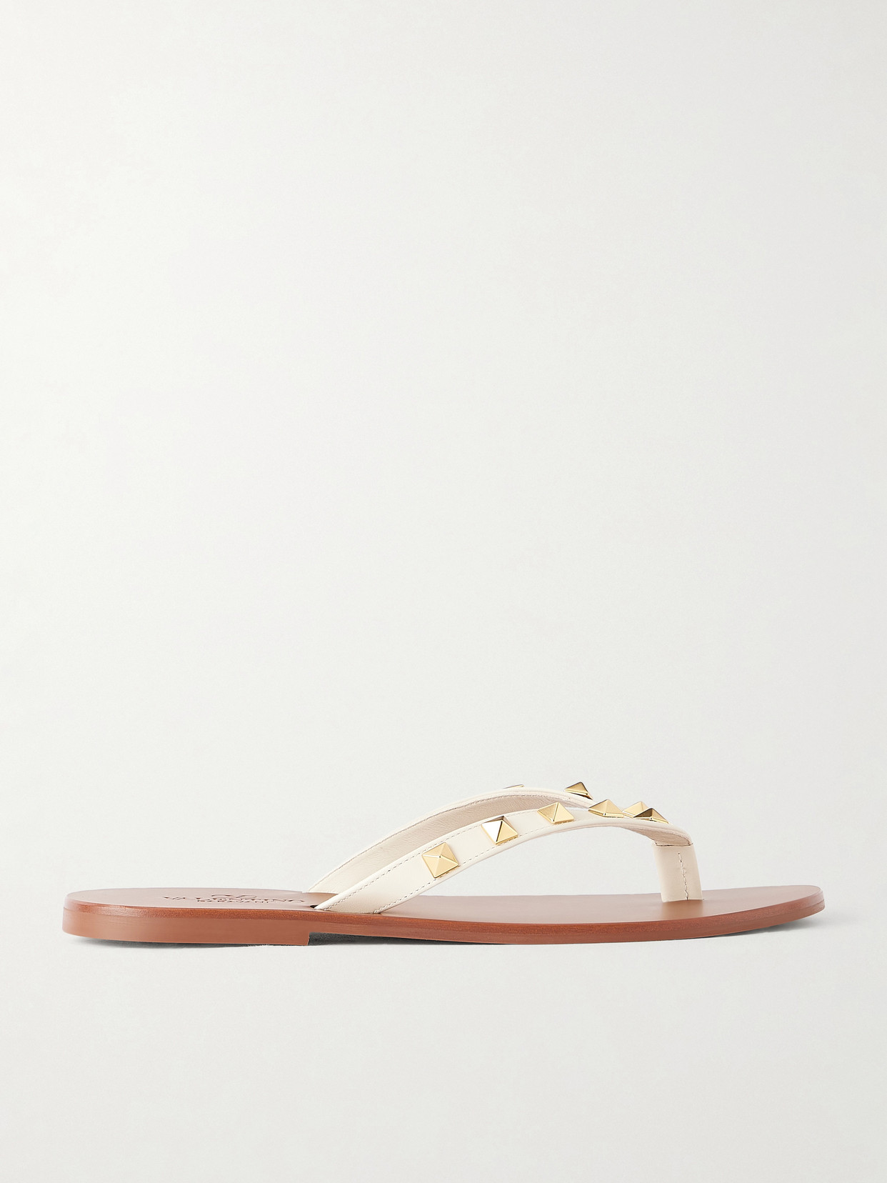 Valentino Garavani Rockstud Leather Thong Sandals In Neutral