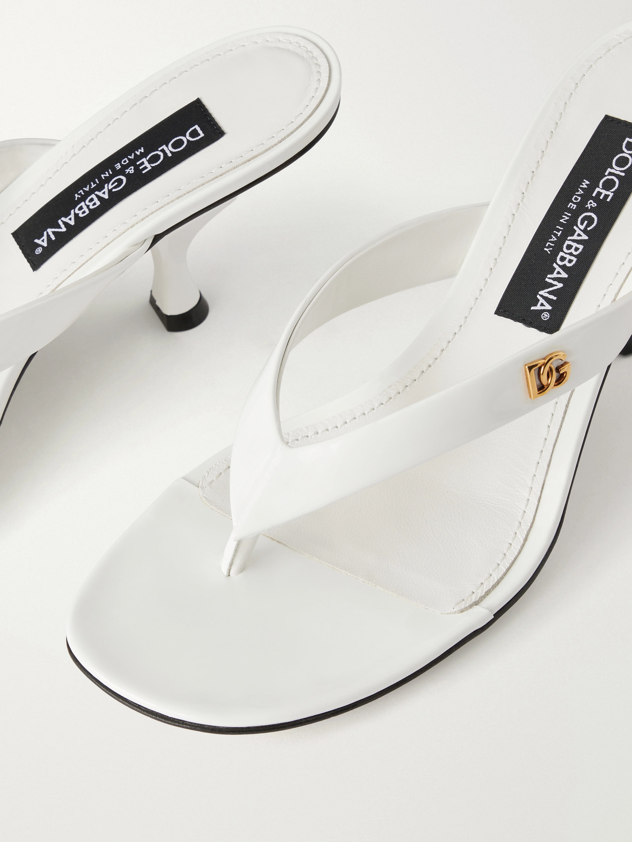 Logo-Detailed Patent-Leather Thong Sandals
