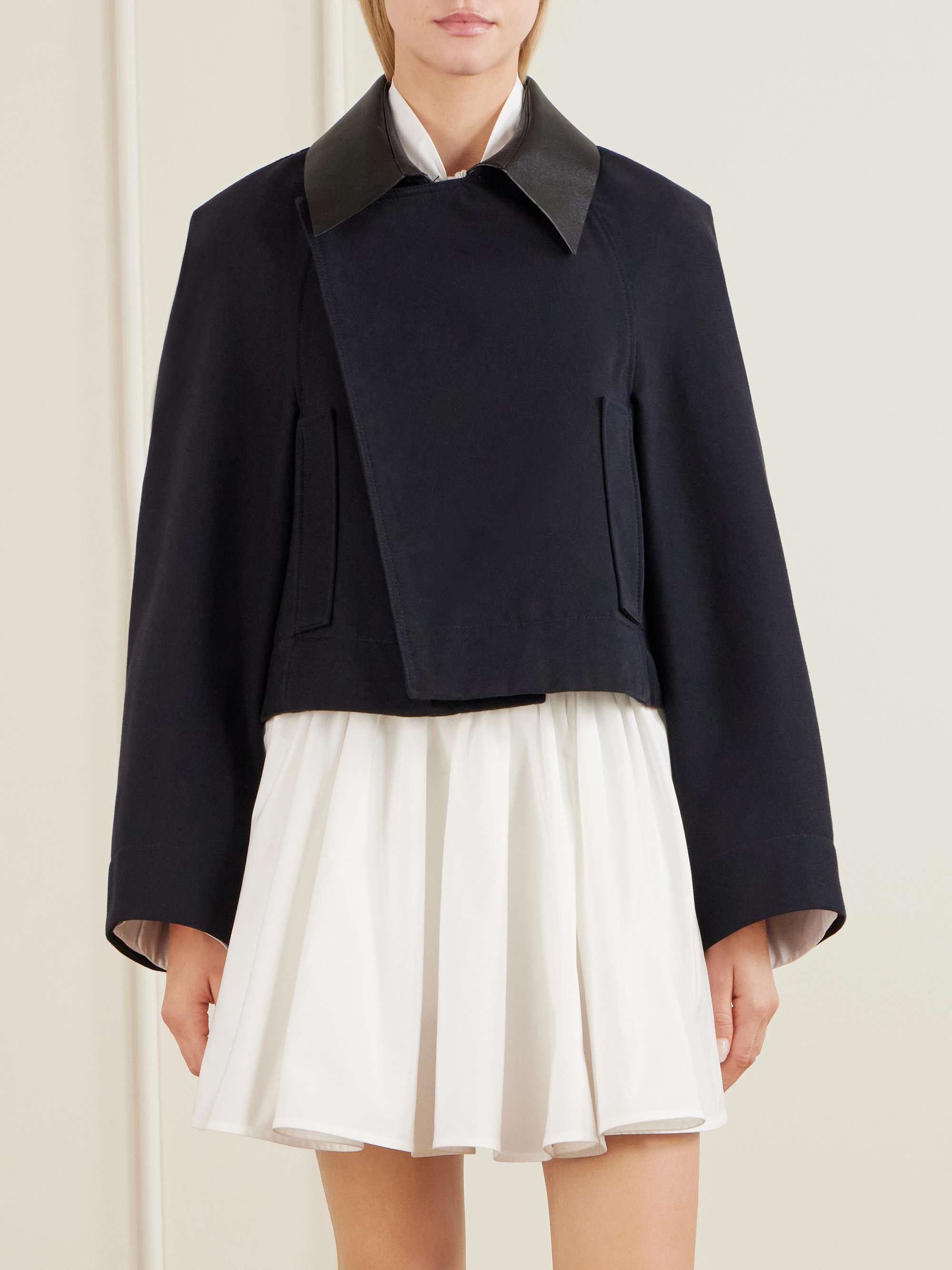 GIVENCHY 
