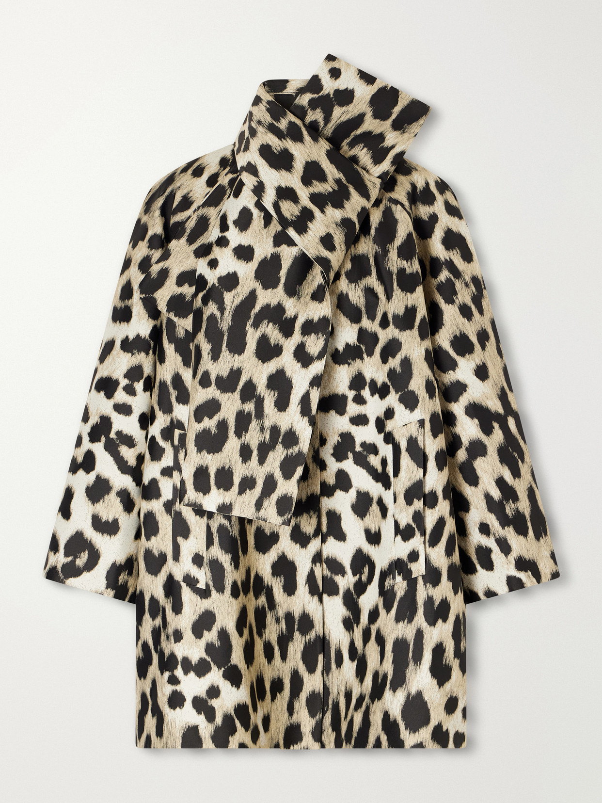 GIVENCHY