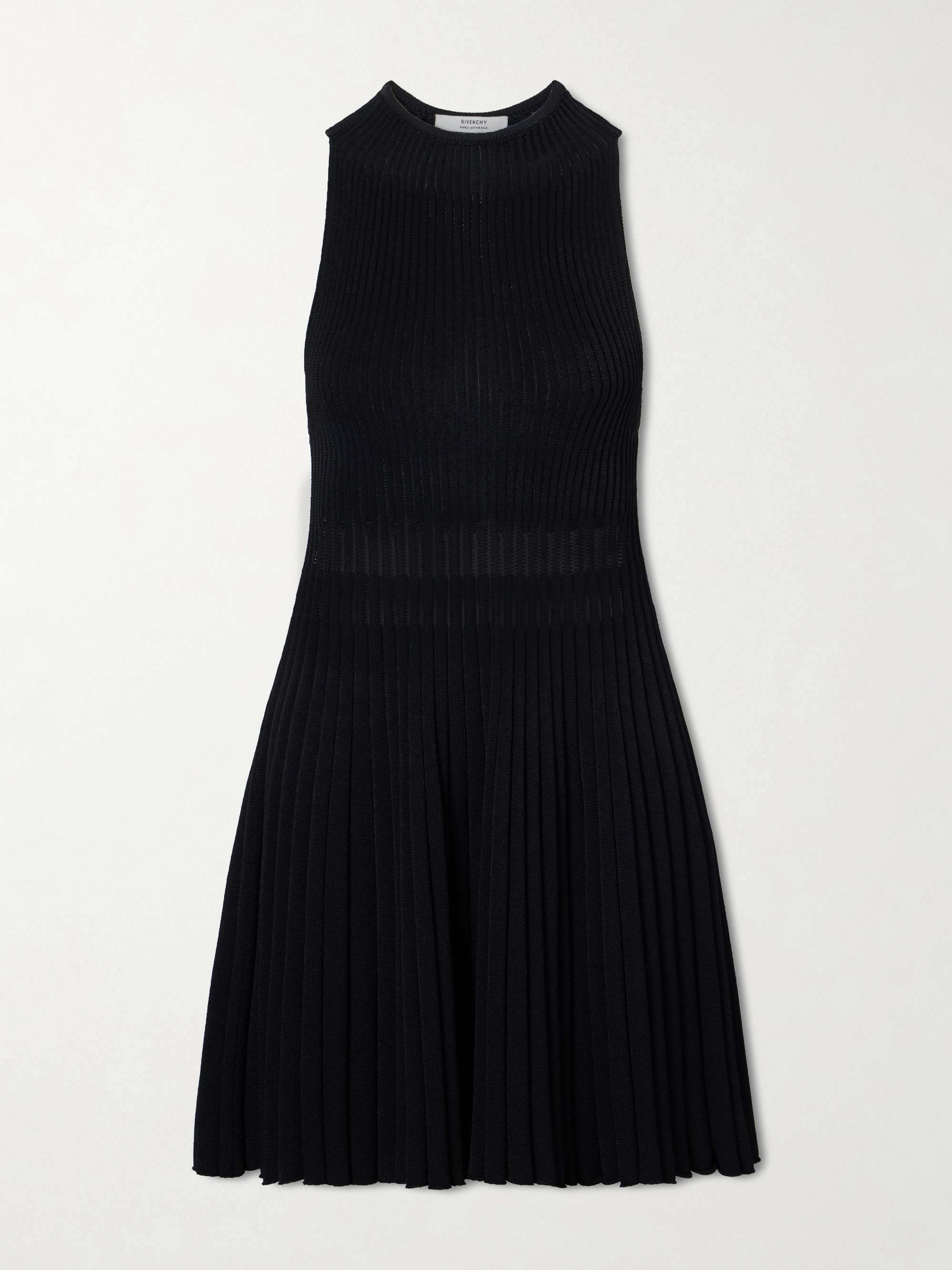 GIVENCHY 