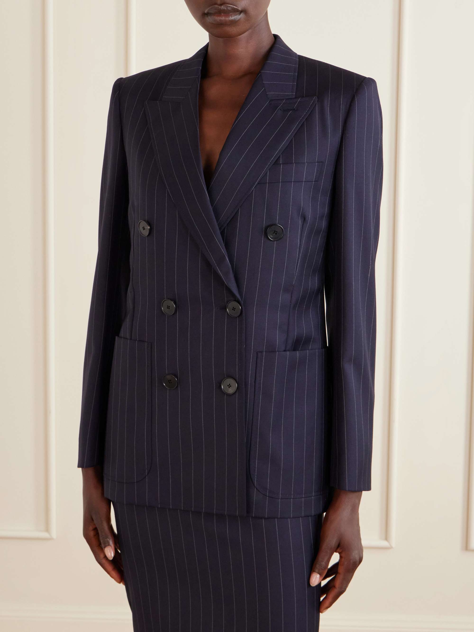 GIVENCHY 