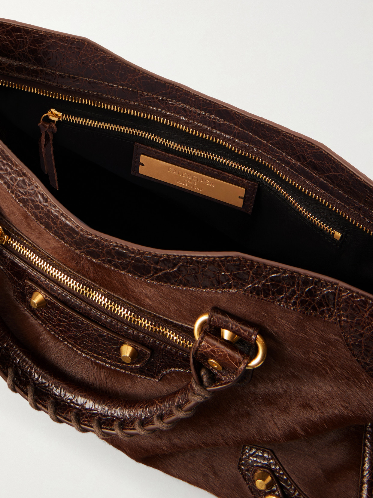 Le City Crinkled Leather-Trimmed Pony Shoulder Bag