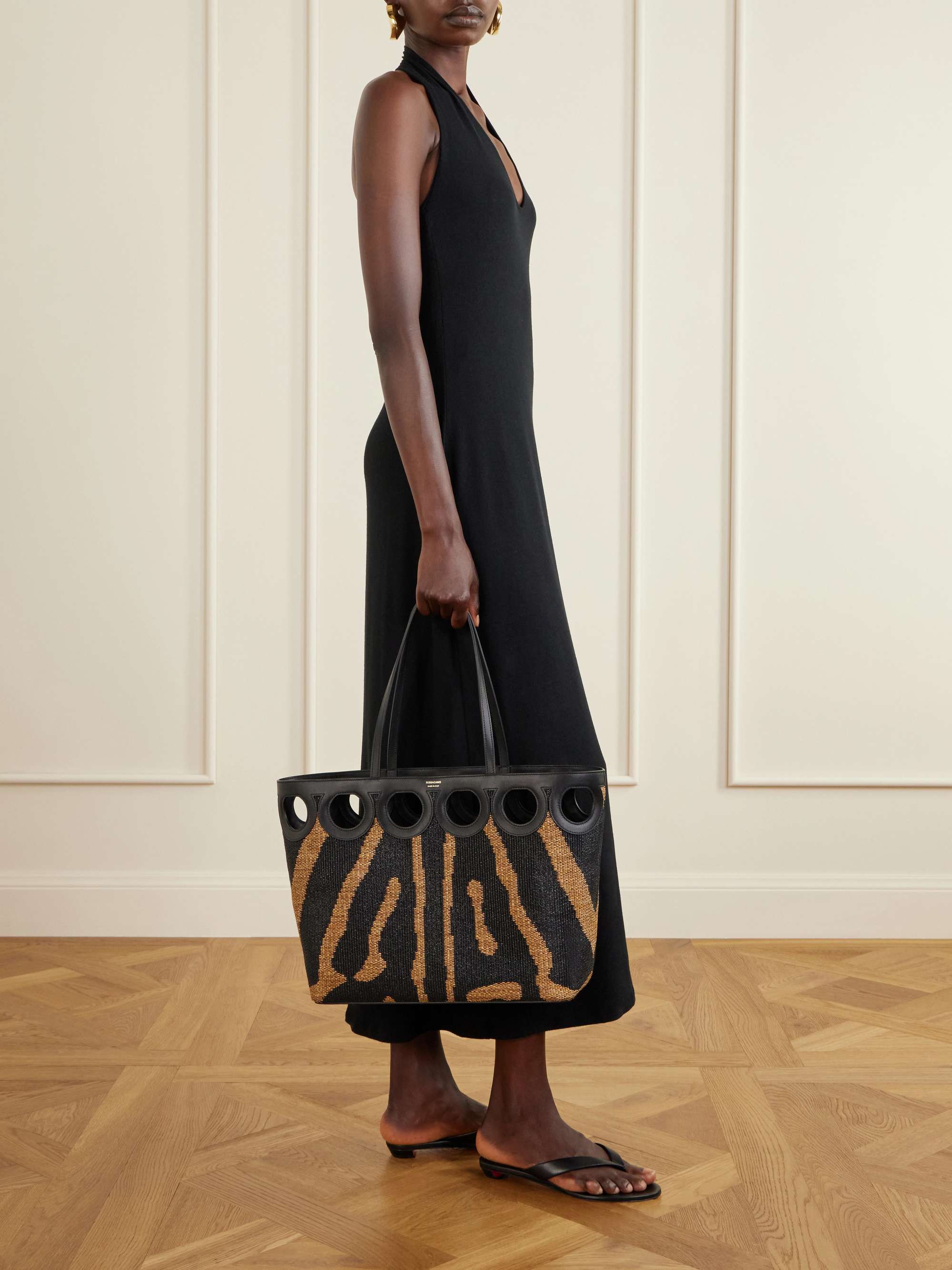 FERRAGAMO 