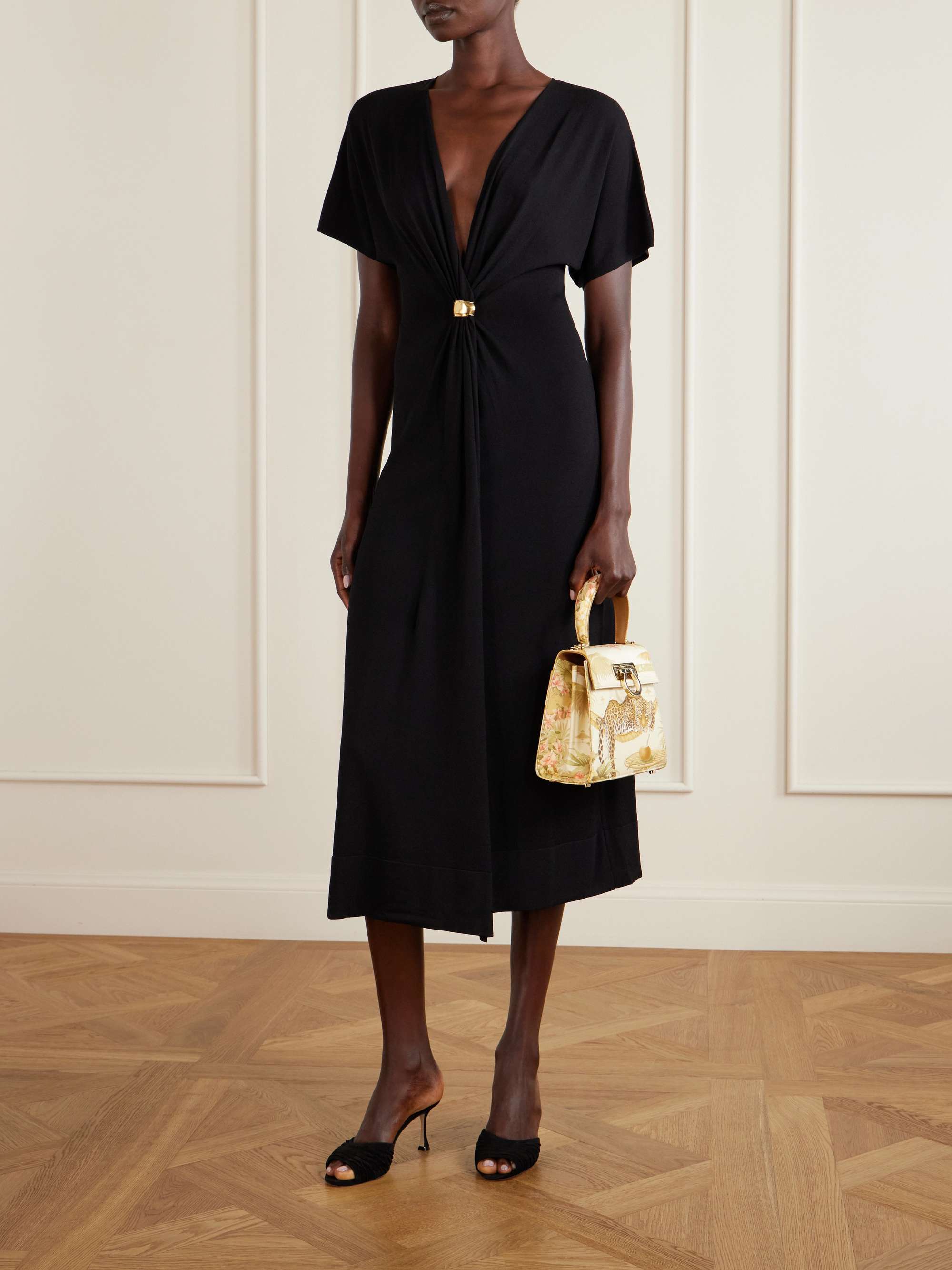 FERRAGAMO 