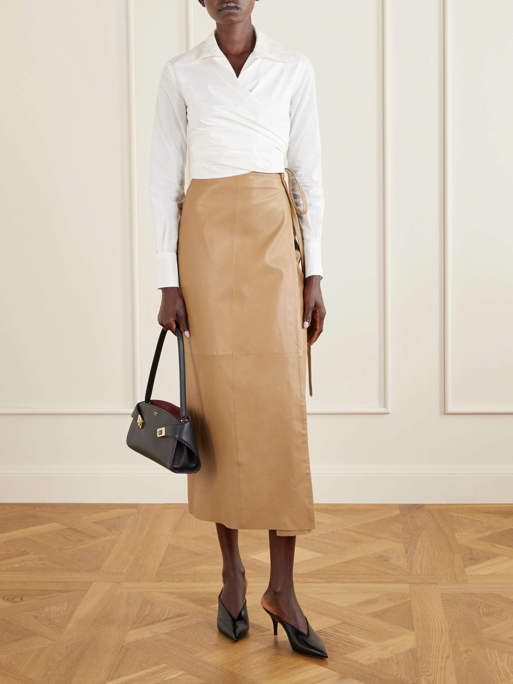 FERRAGAMO 
