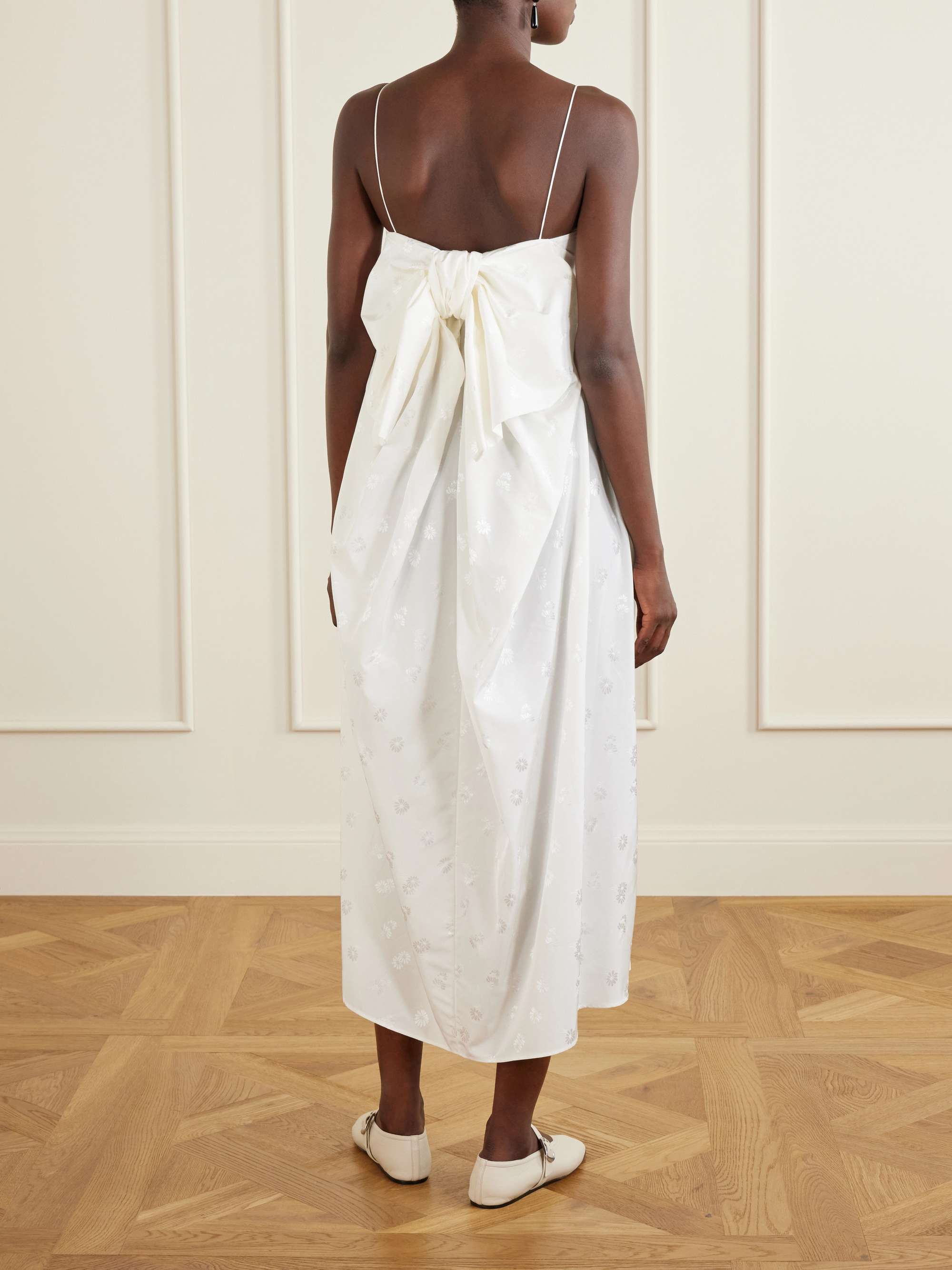 CECILIE BAHNSEN 