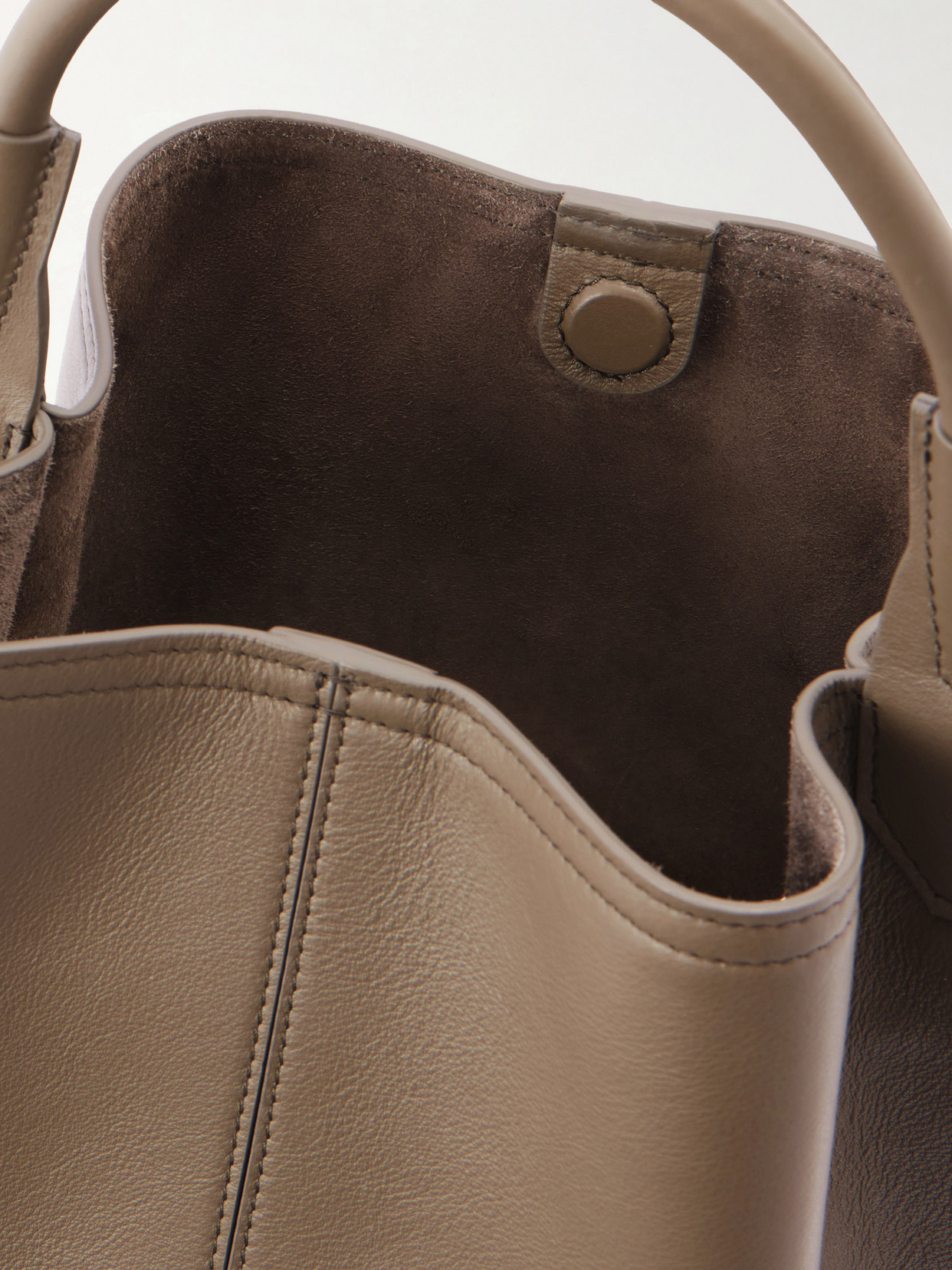 The Victoria Bucket Shoulder Bag