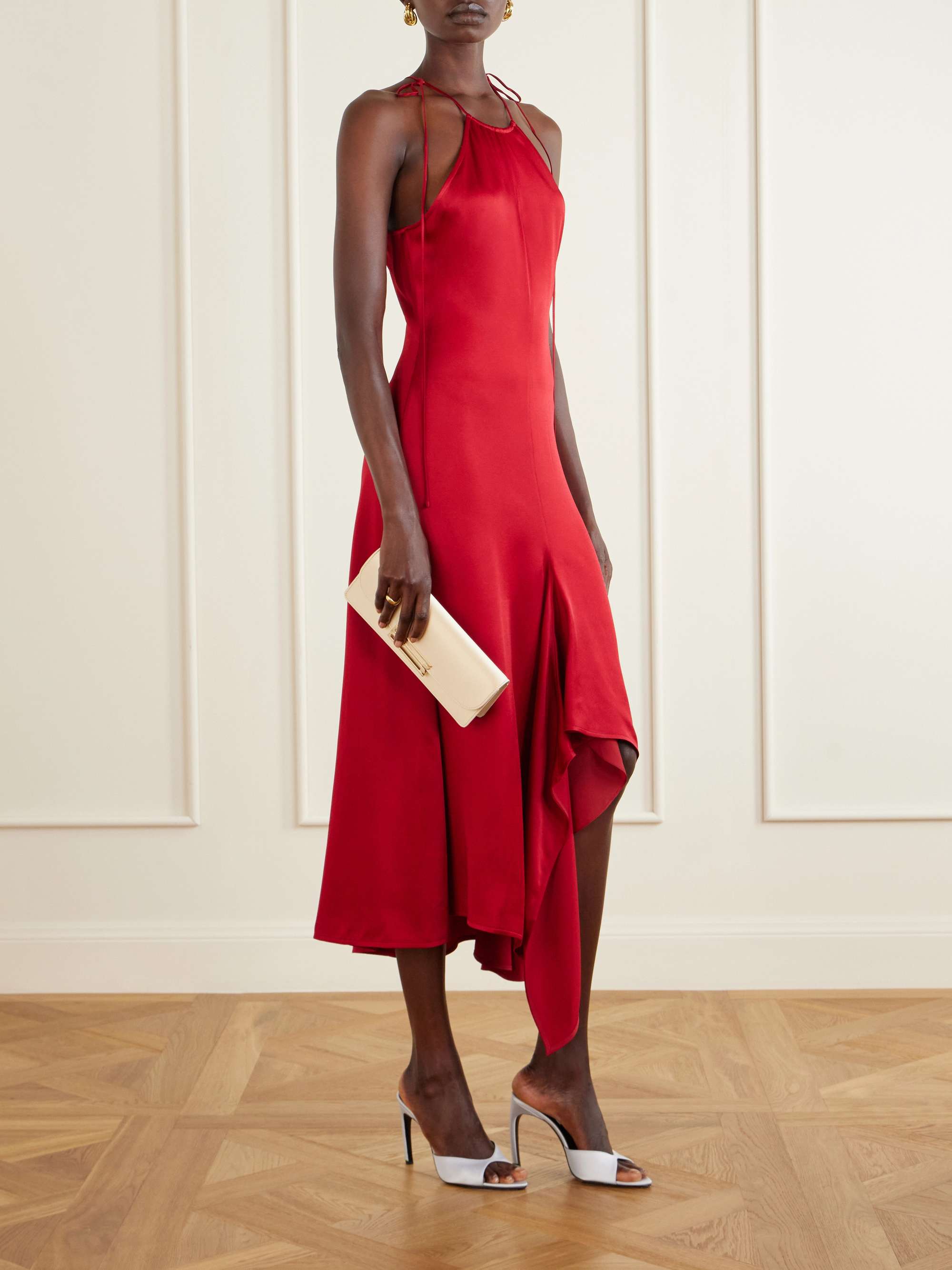 VICTORIA BECKHAM 