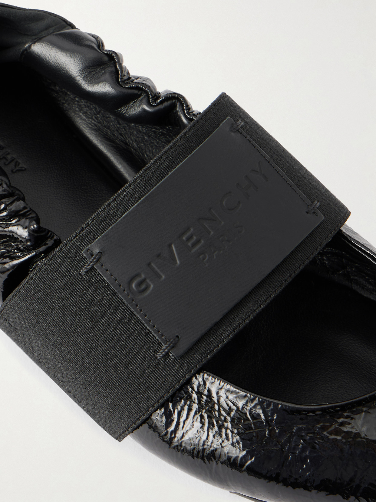 Givenchy Sophisticated Flat Shoes With Pointed Toe Design In Black