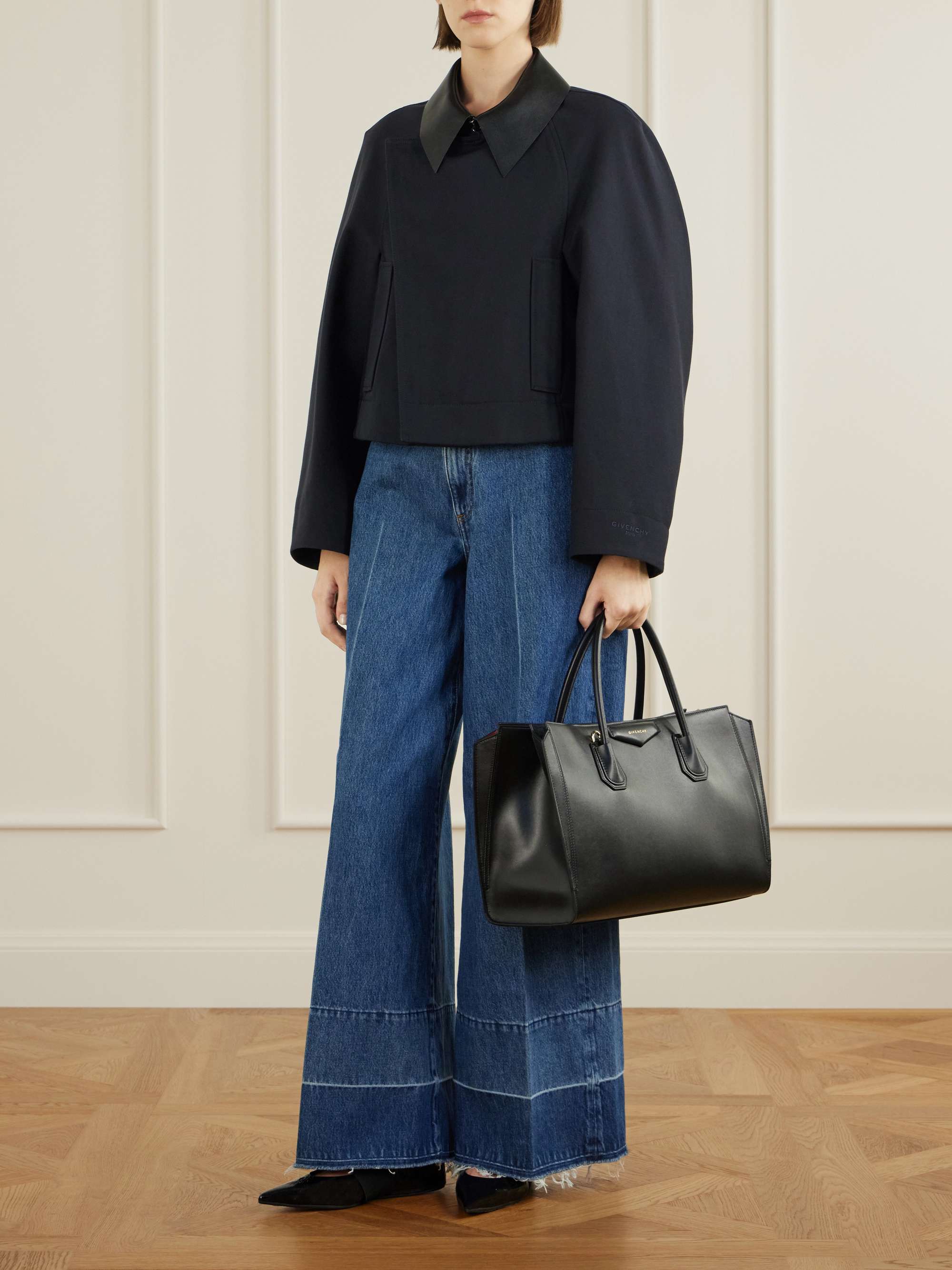 GIVENCHY 