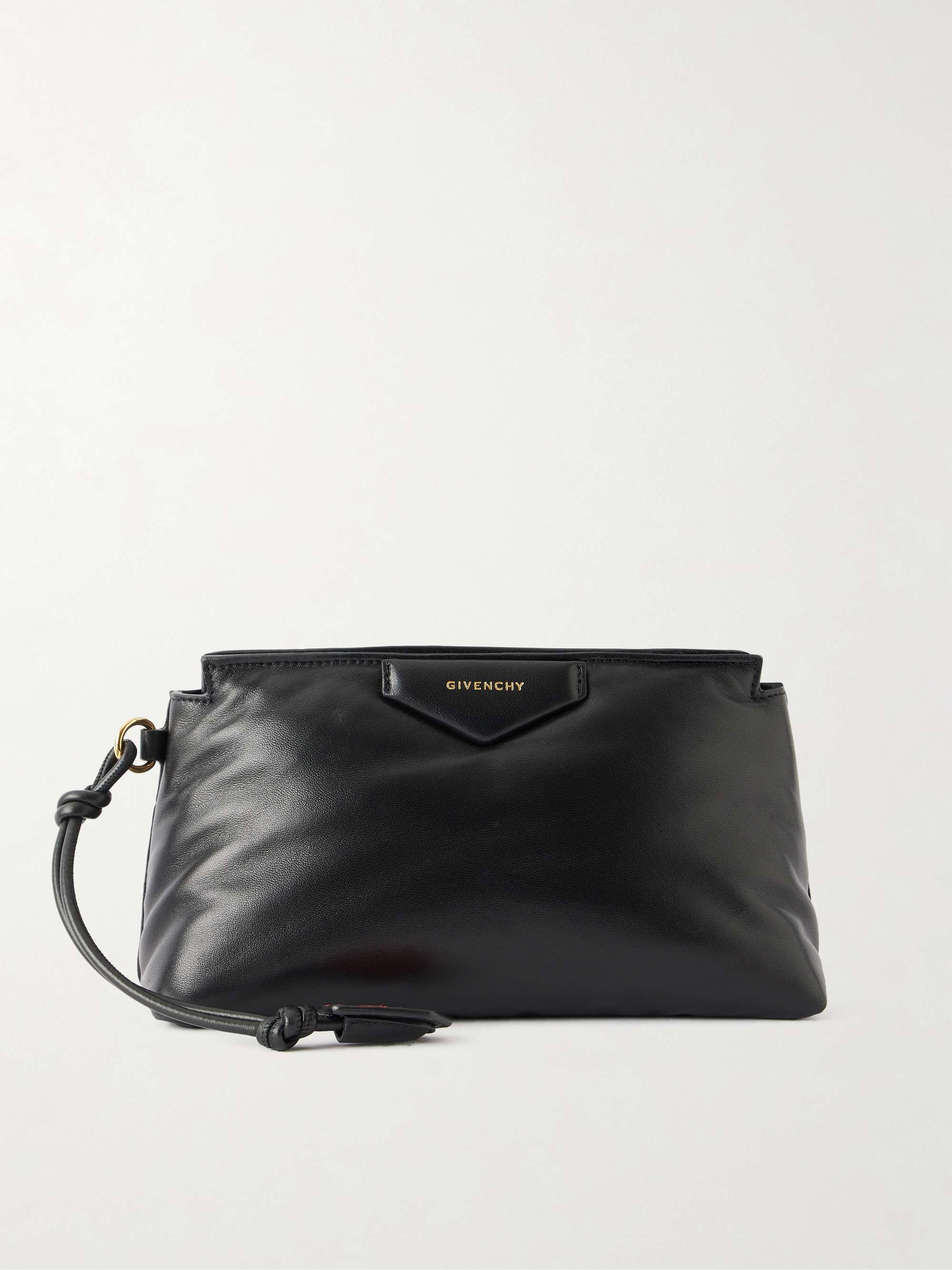 GIVENCHY 