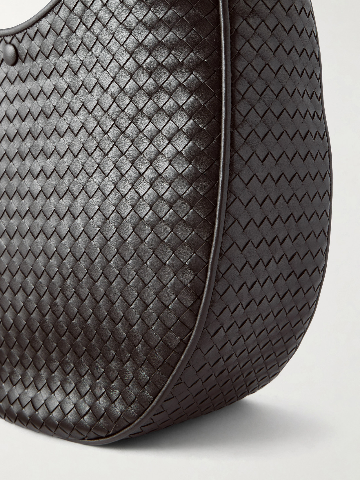 Ovetto Intrecciato Shoulder Bag