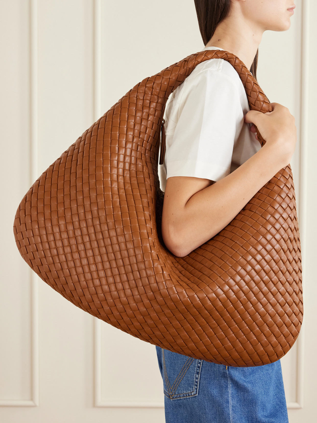 Maxi Veneta Intrecciato Shoulder Bag