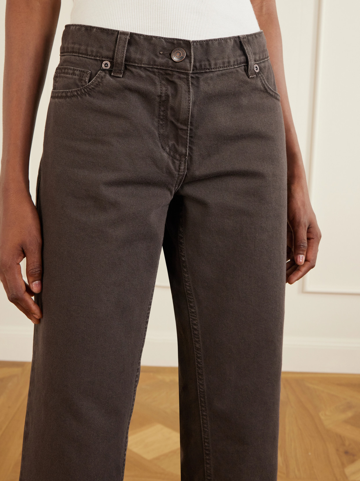 Mid-Rise Straight-Leg Jeans