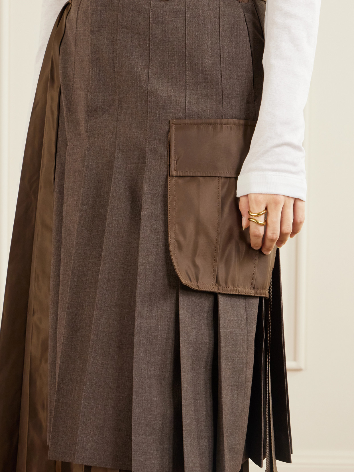 Pleated Twill And Midi