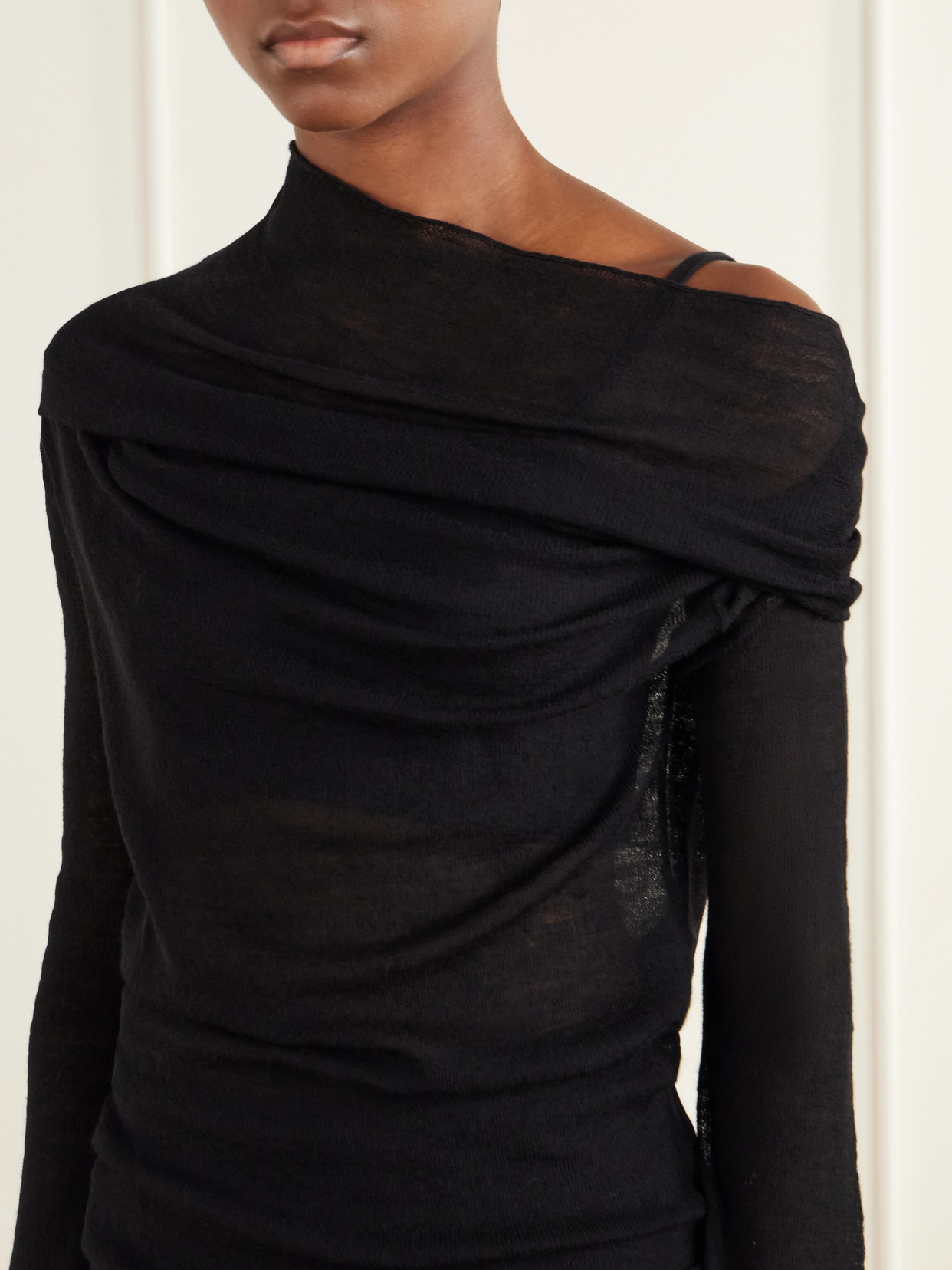 Tizziana Off-The-Shoulder Blouse