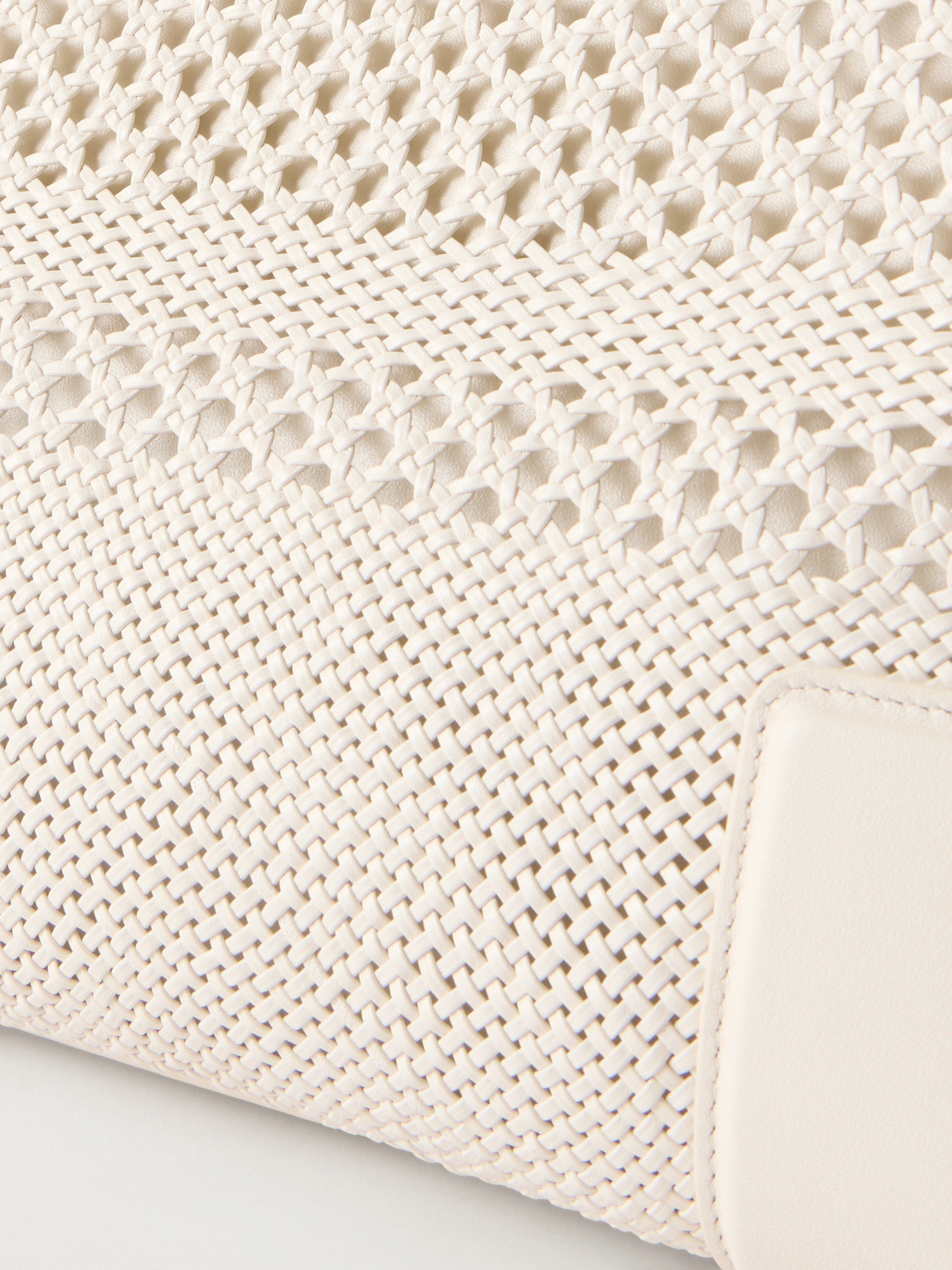 Amazona 180 Logo-Embossed Leather Tote