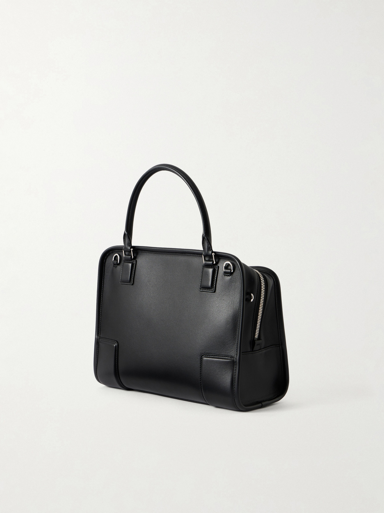 Amazona 180 Medium Shoulder Bag