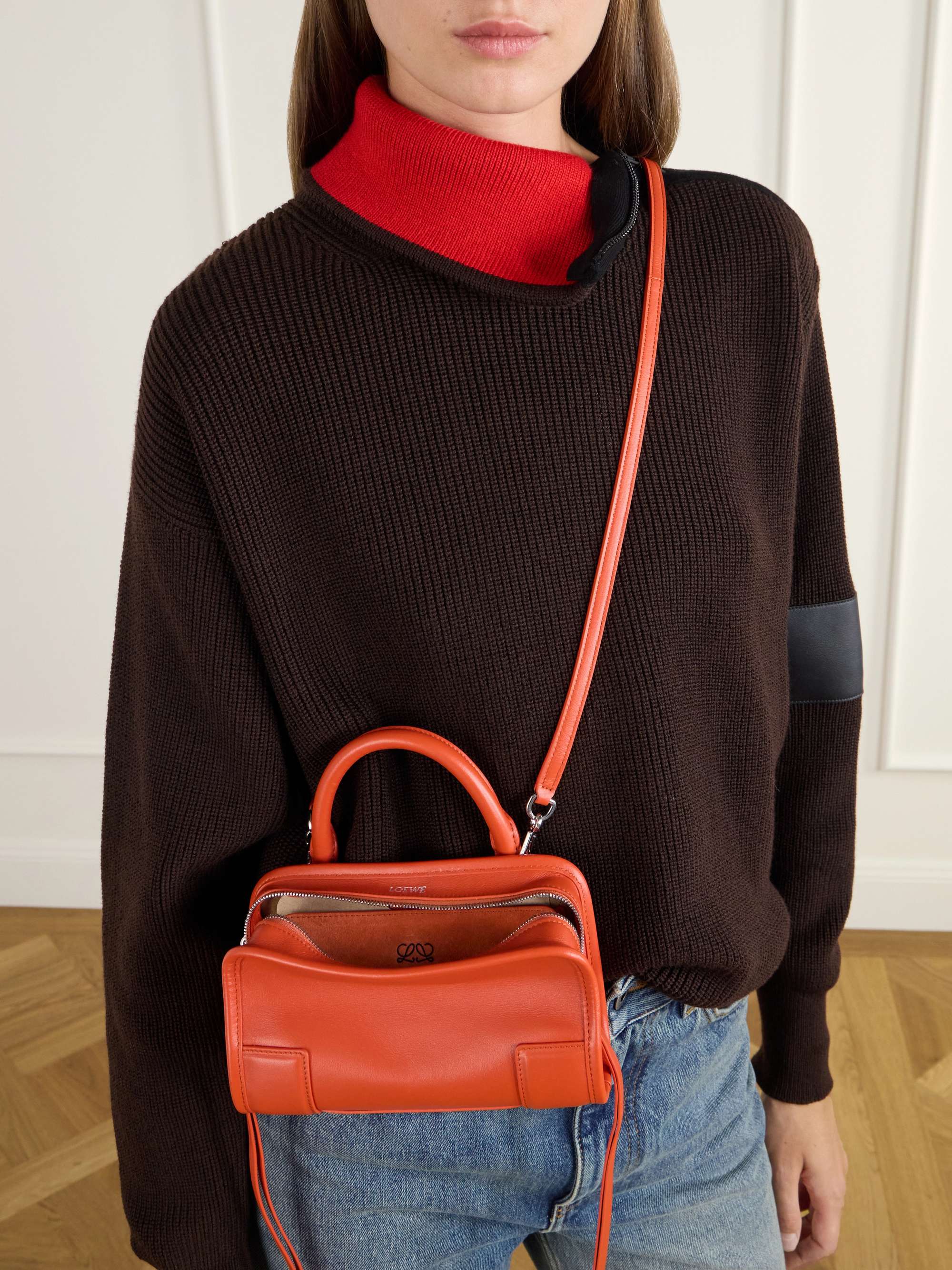 LOEWE ミニポーチ LOEWE Amazona 180 mini leather top-handle bag | NET-A-PORTER
