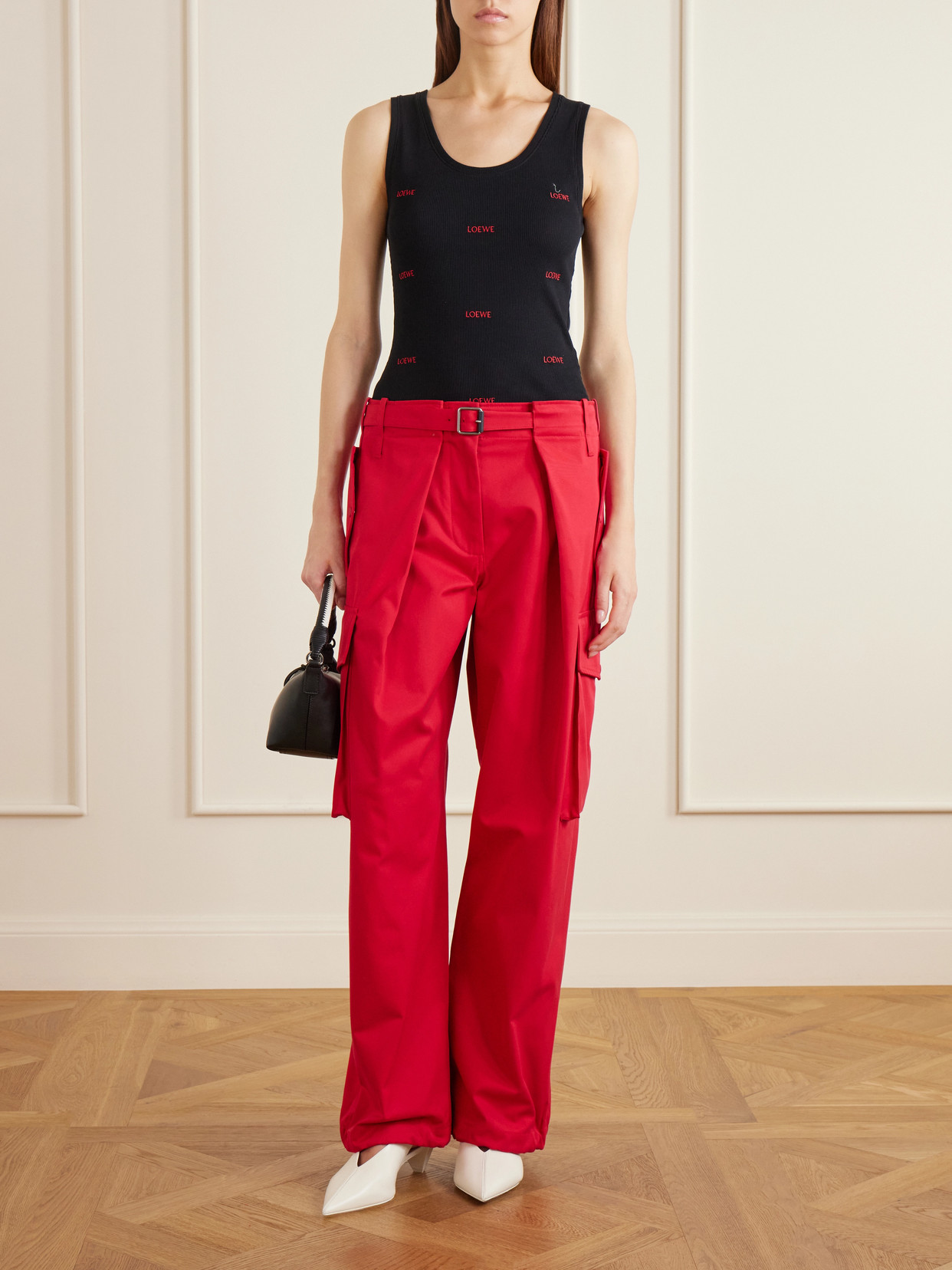 Loewe Cala Leather Shoulder Bag In Black