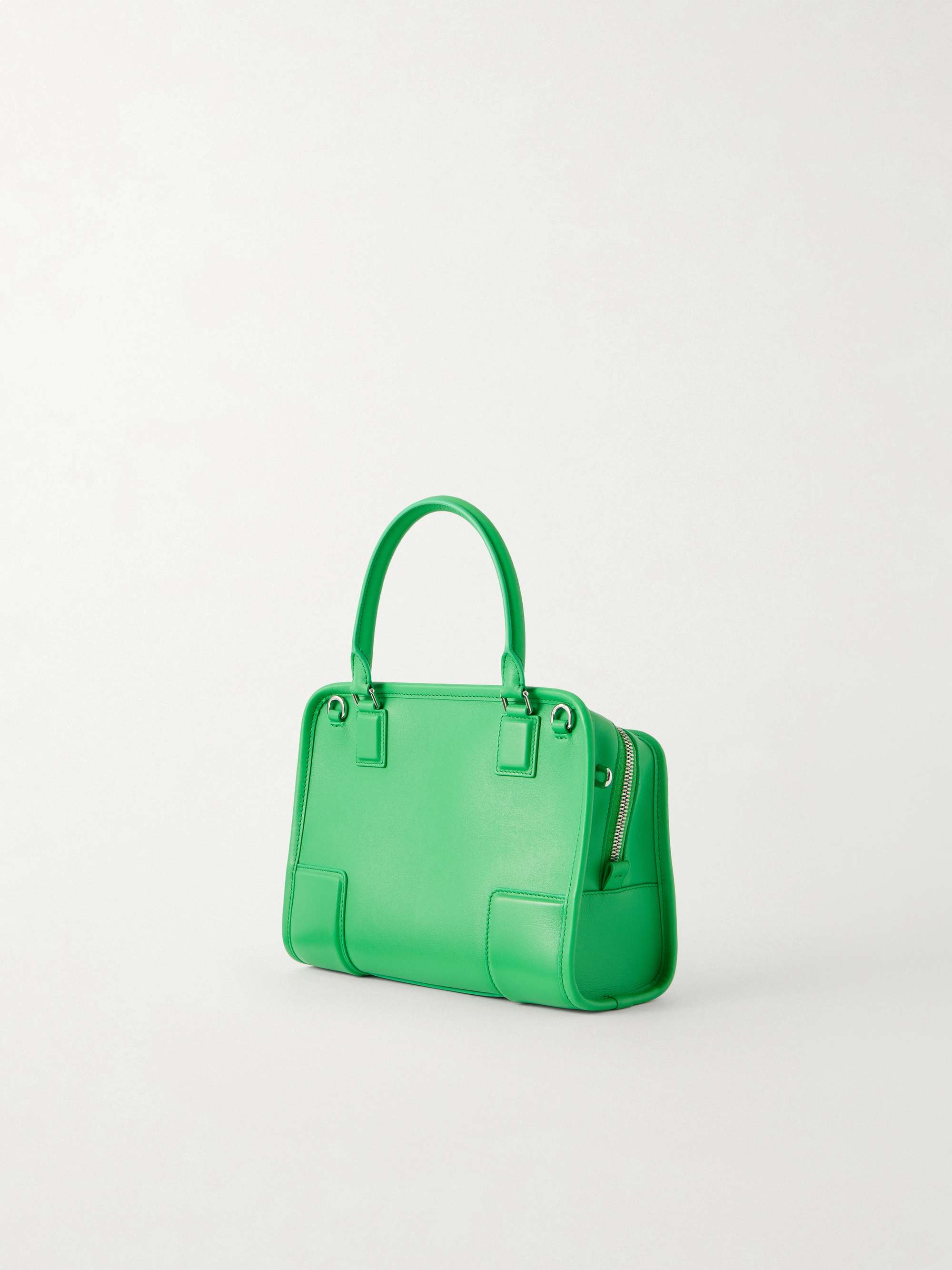 LOEWE Amazona 180 small leather shoulder bag | NET-A-PORTER