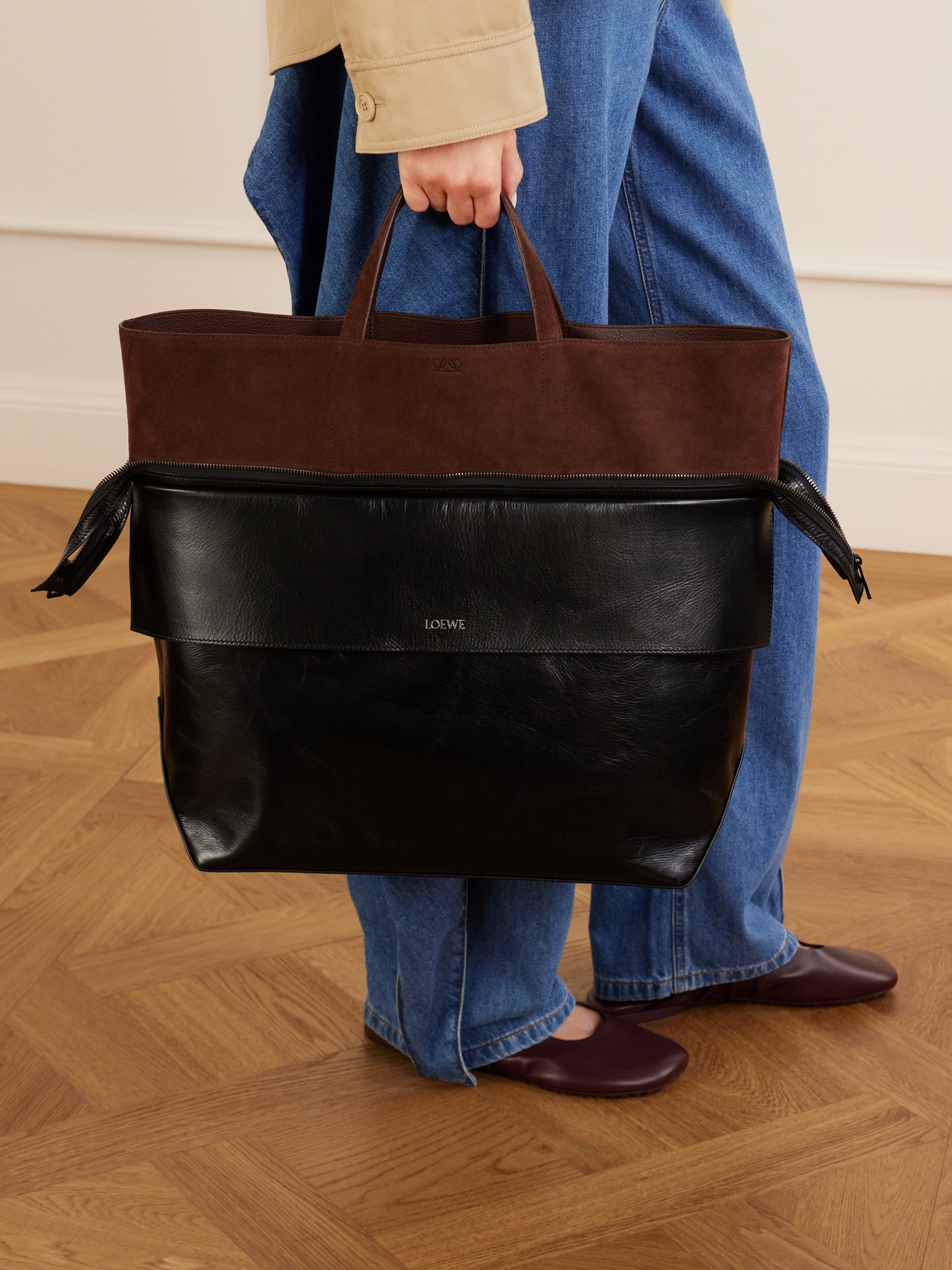 Switch Large Suede-Trimmed Crinkled Leather Tote