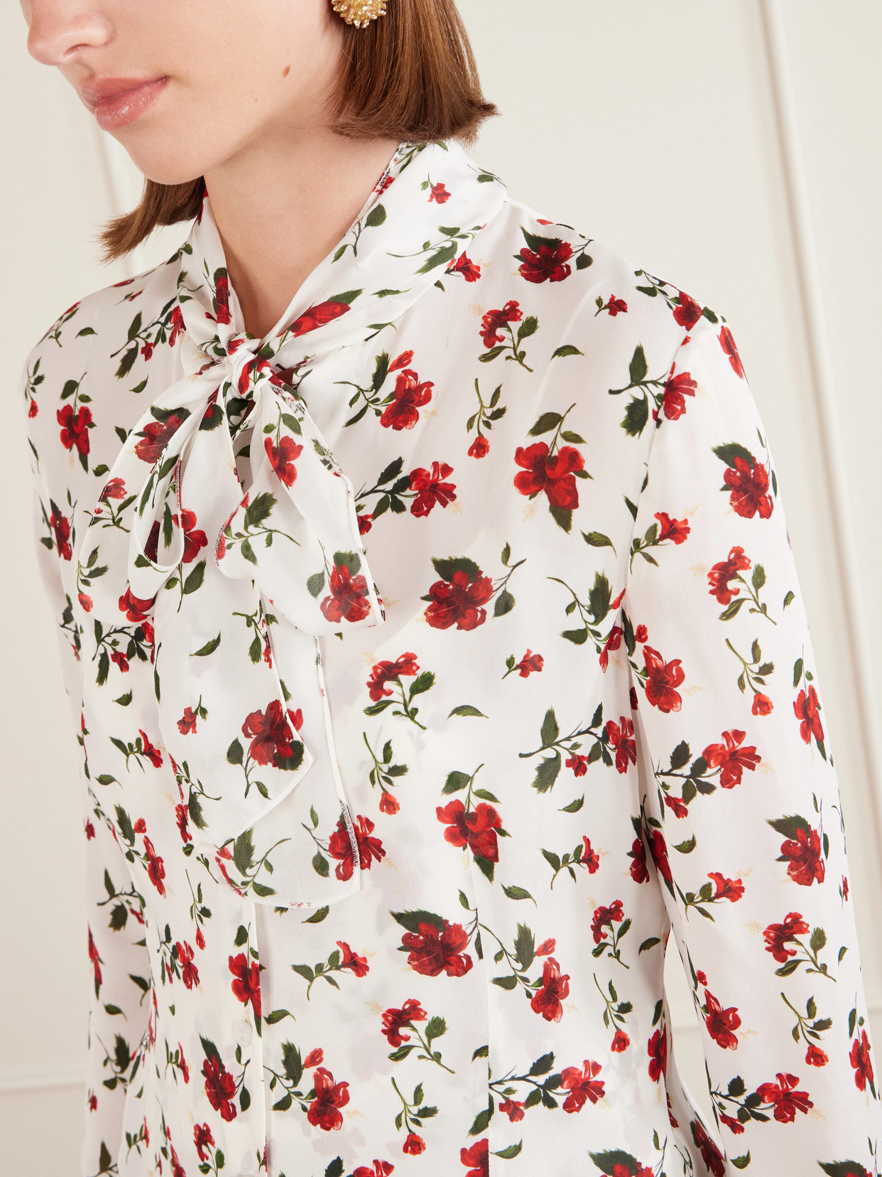Oscar De La Renta Hibiscus-print Silk Neck-scarf Blouse In Multi