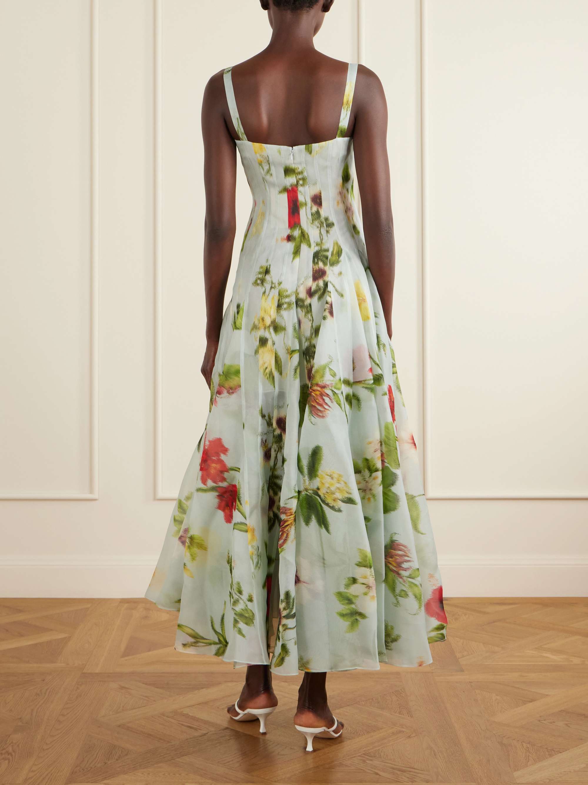 OSCAR DE LA RENTA 