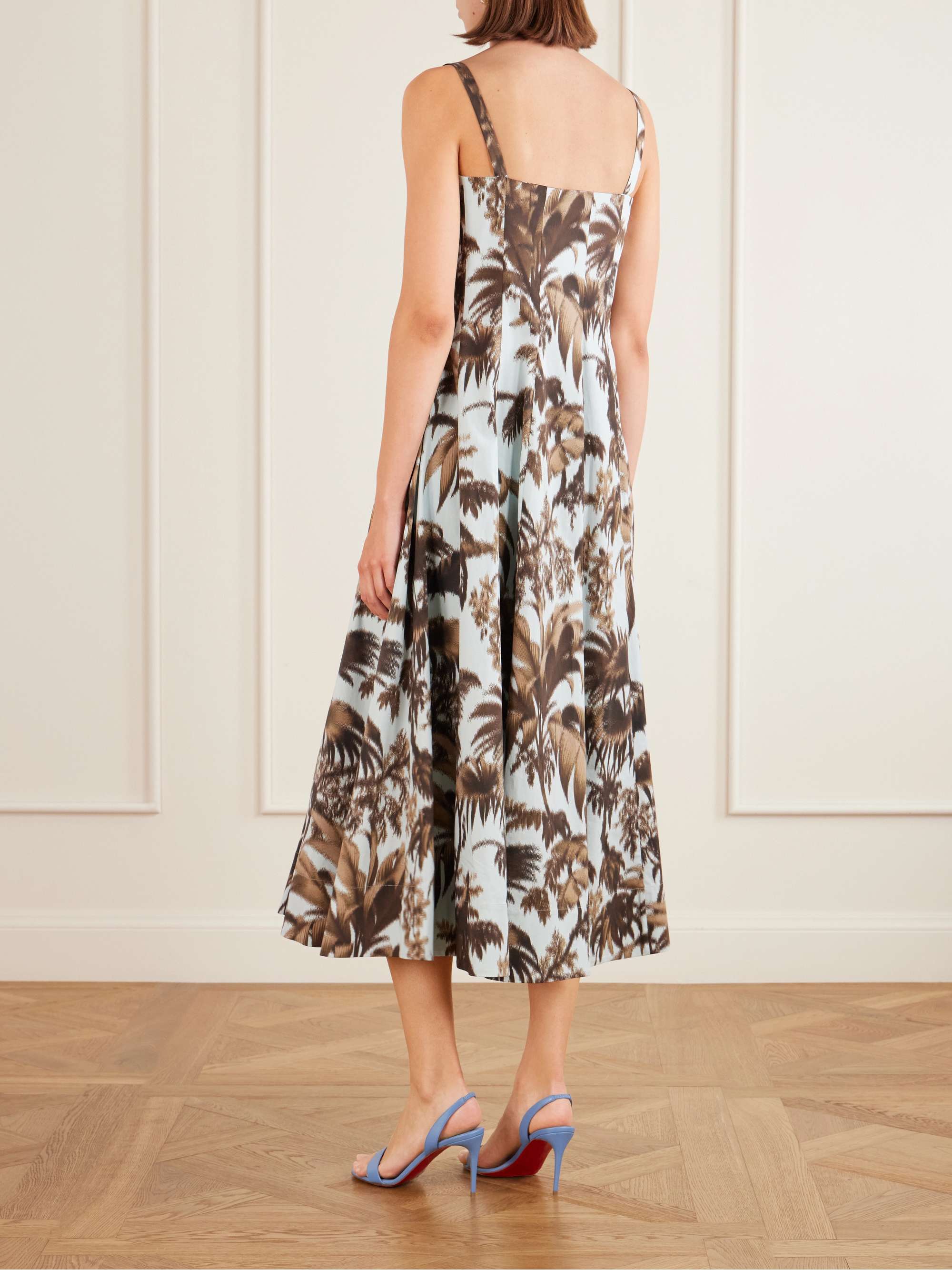 OSCAR DE LA RENTA 