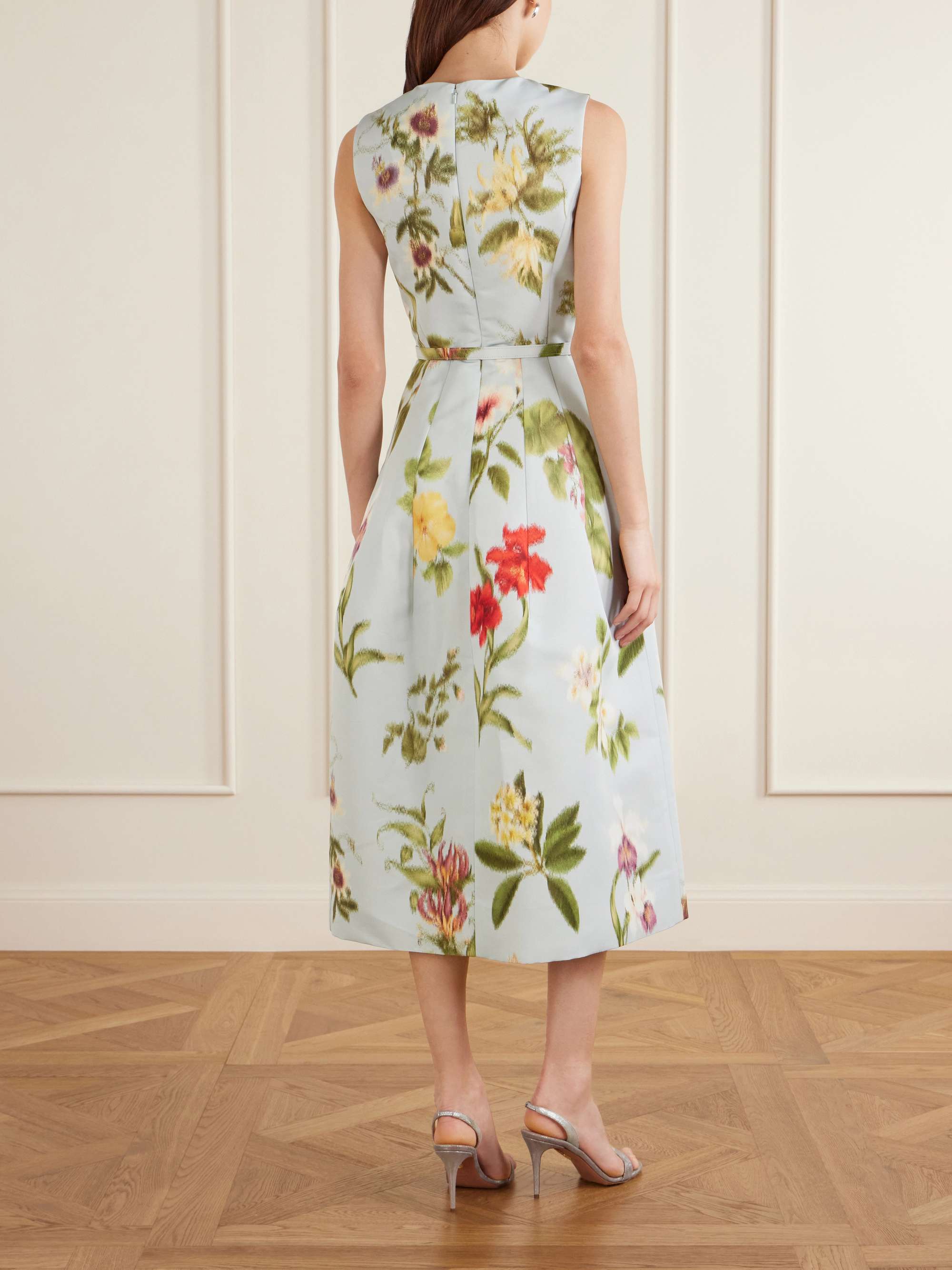 OSCAR DE LA RENTA 