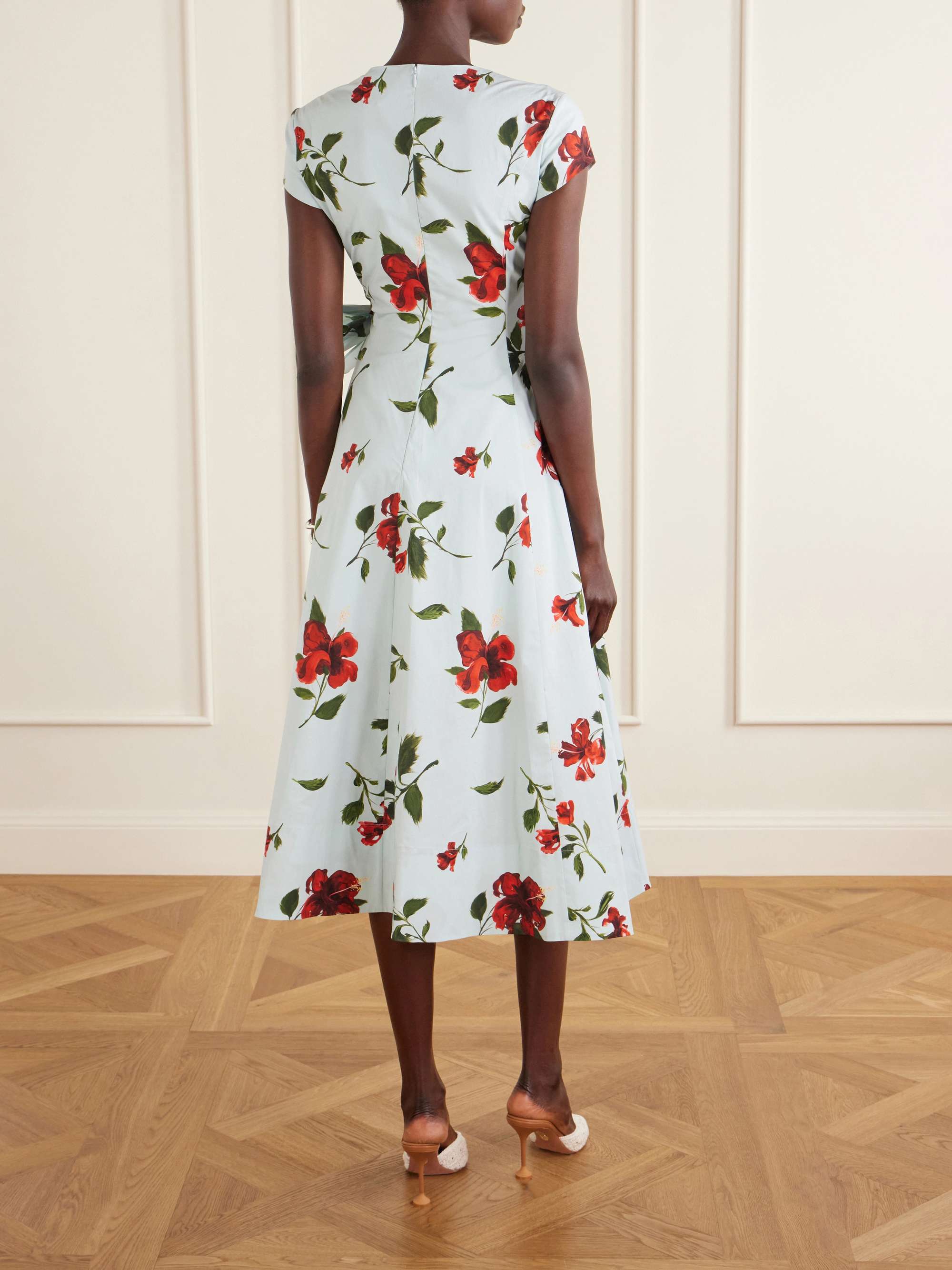 OSCAR DE LA RENTA 
