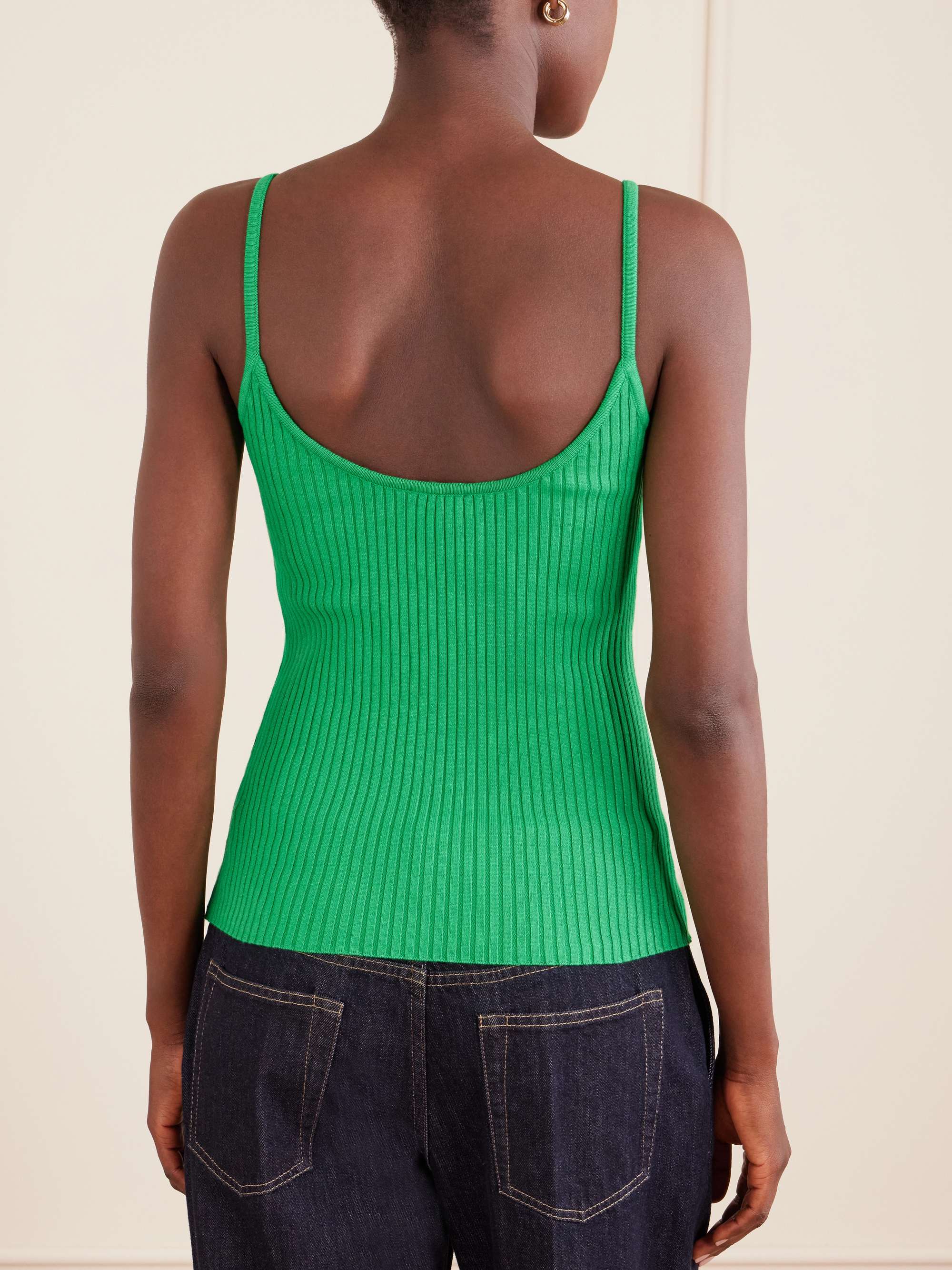 COURRÈGES 