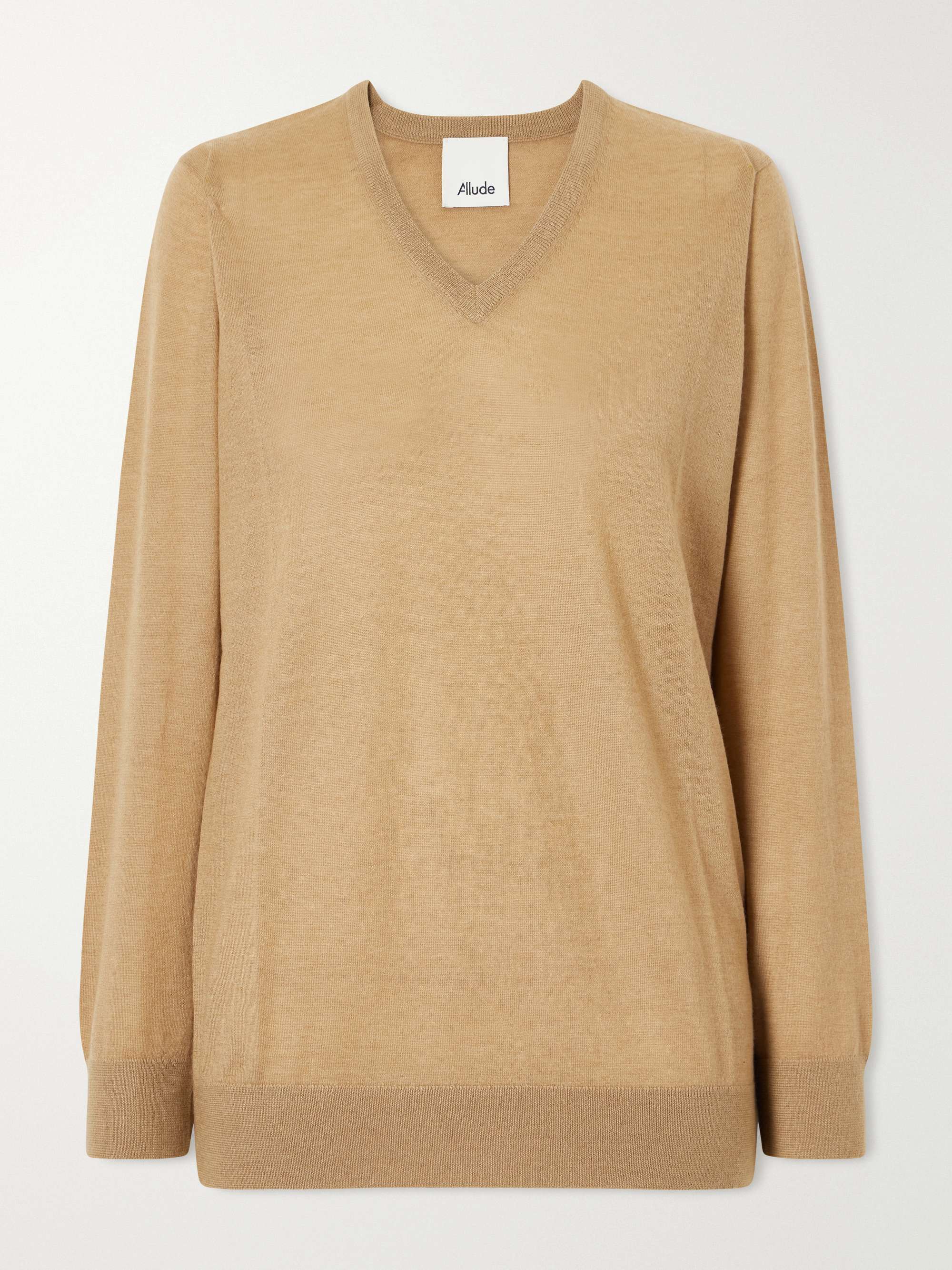 ALLUDE 