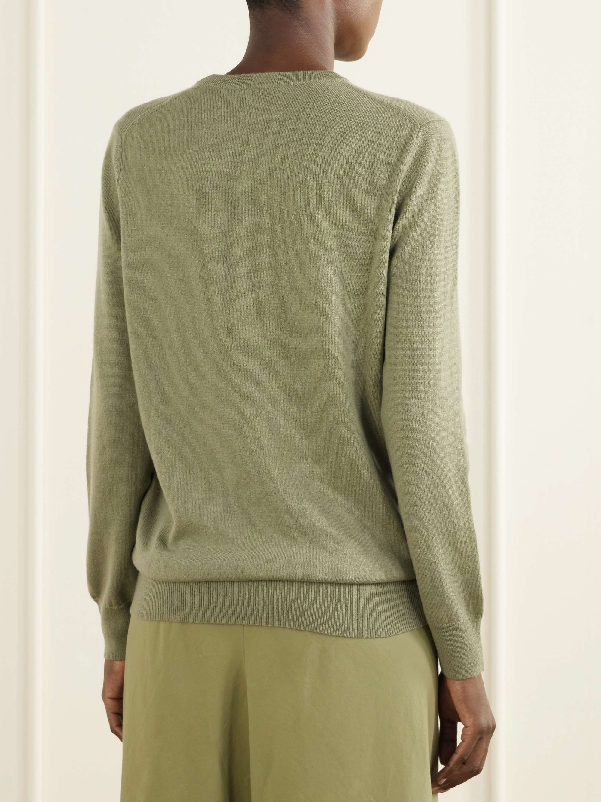 ALLUDE 