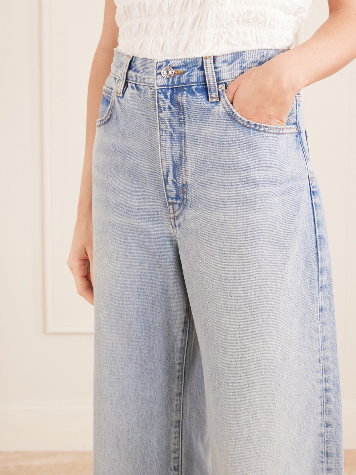 The Bow Crop High-Rise Wide- Leg